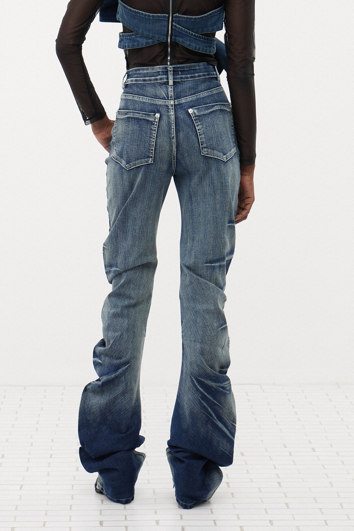 Ersi Bleached Baggy Jeans