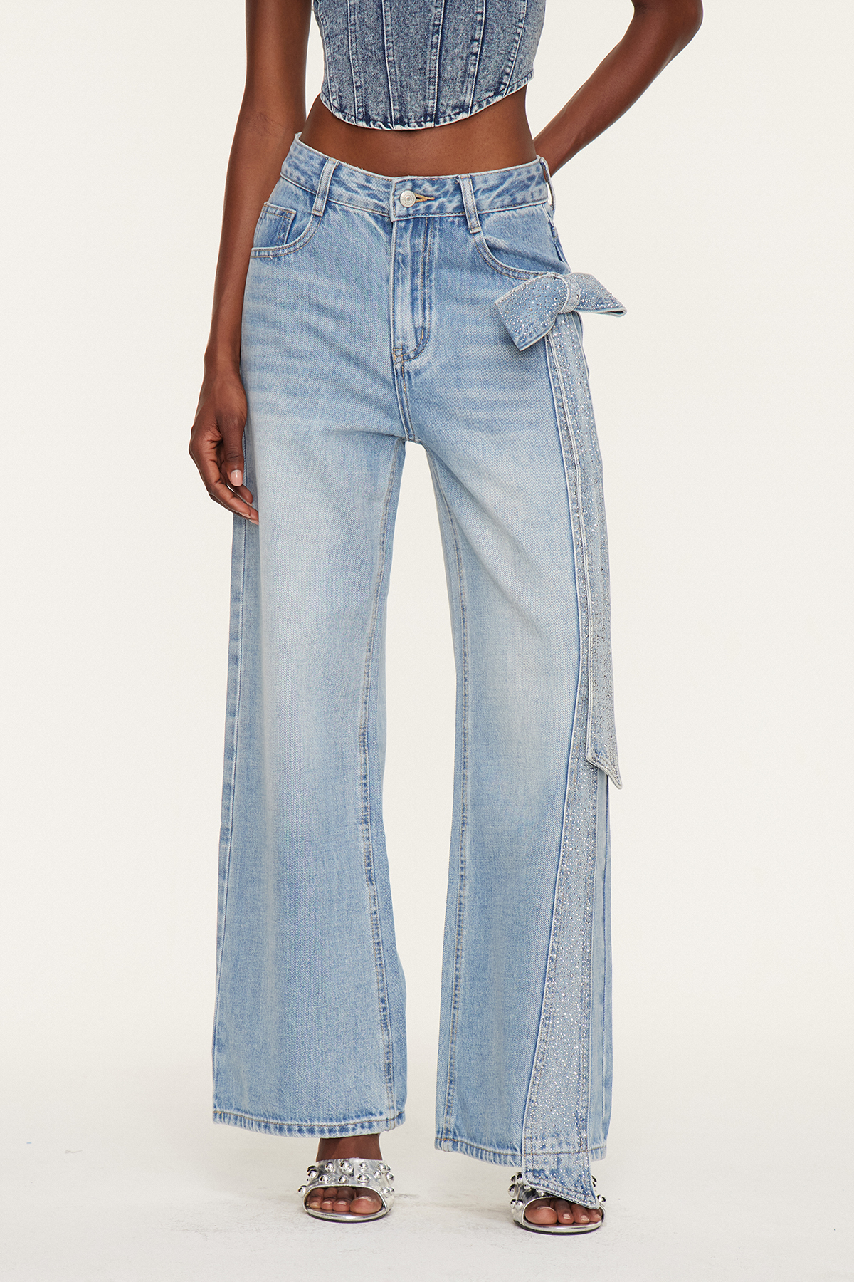 Etele Rhinestone Bow Jeans