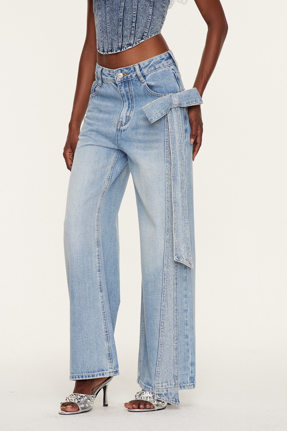 Etele Rhinestone Bow Jeans