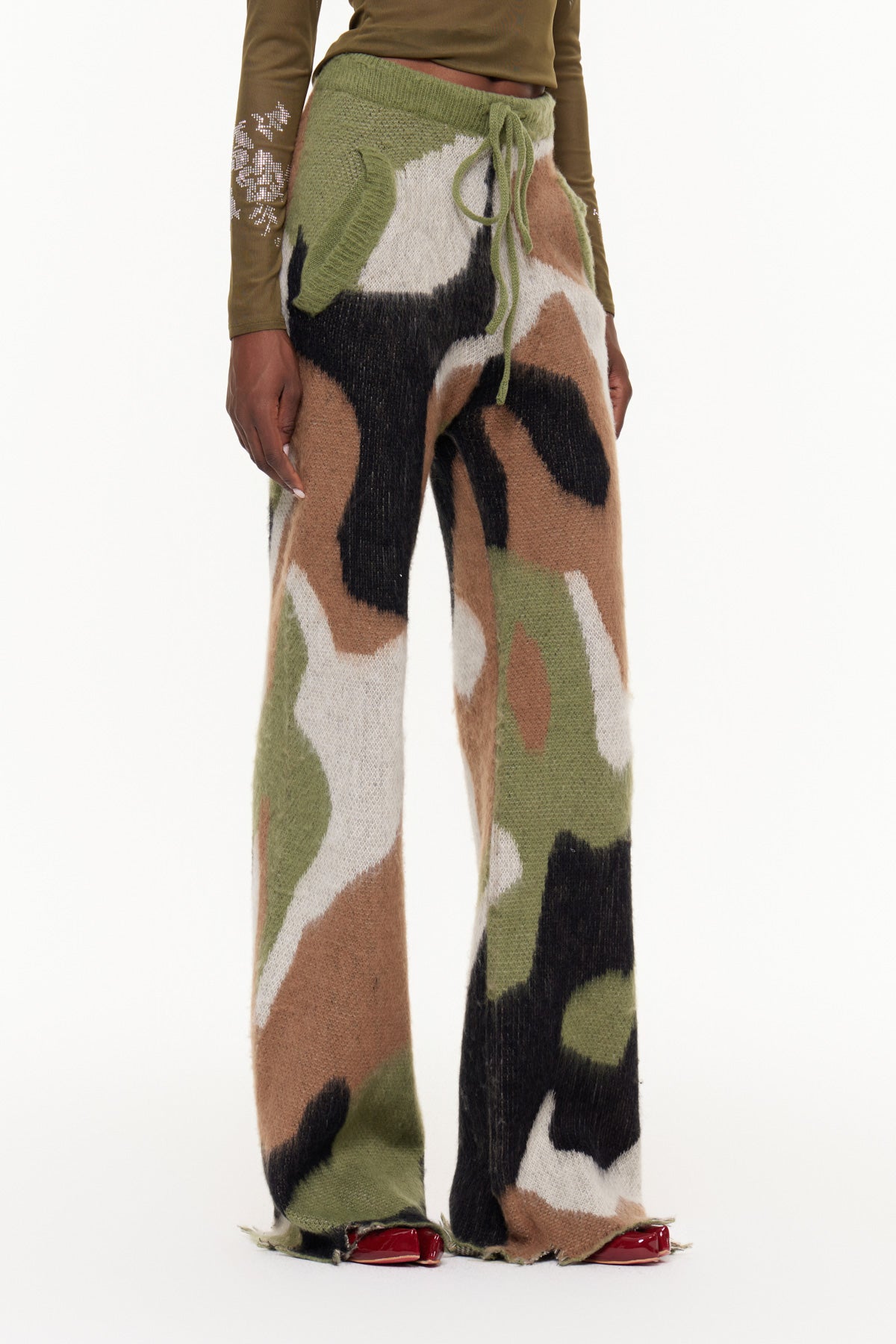 Fabien Camouflage Print Kint Pants