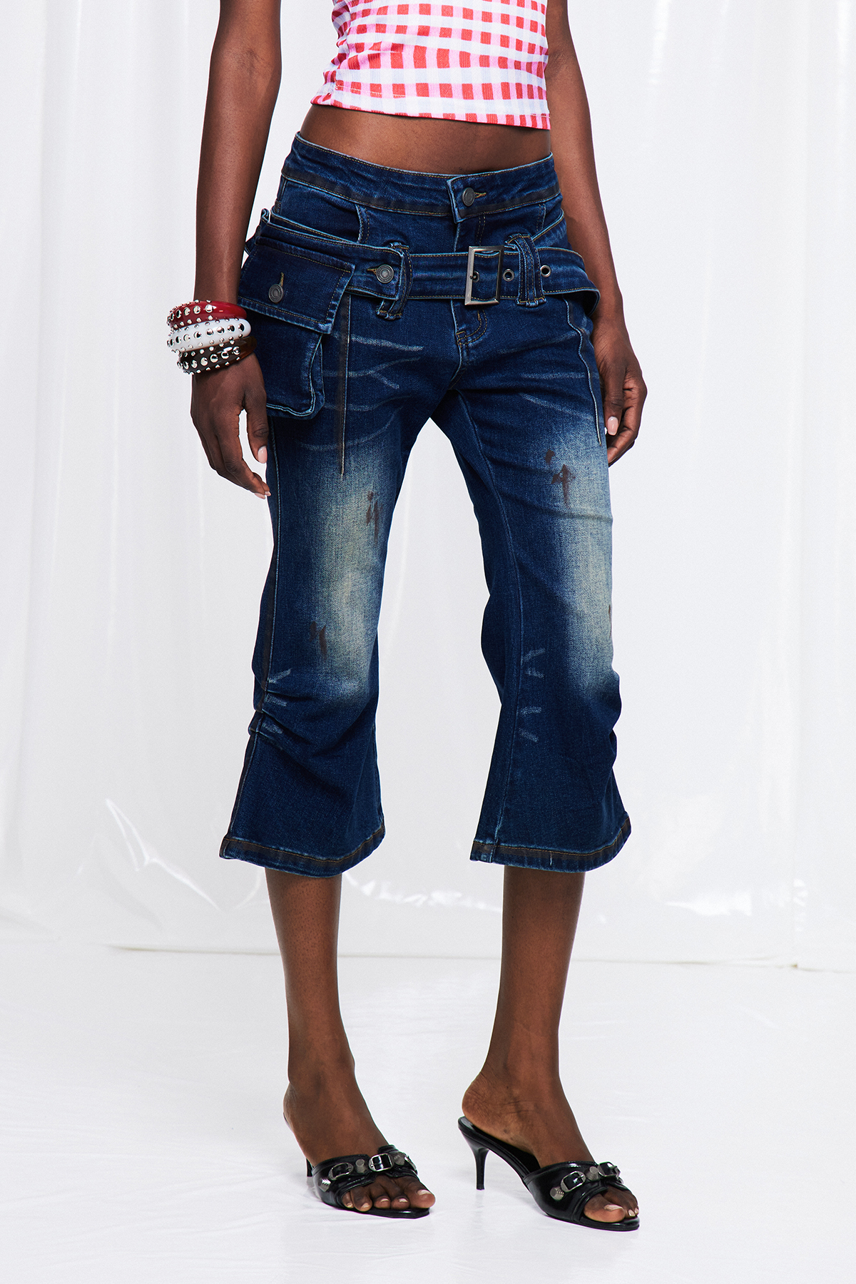 Feras Belt Capri Jeans