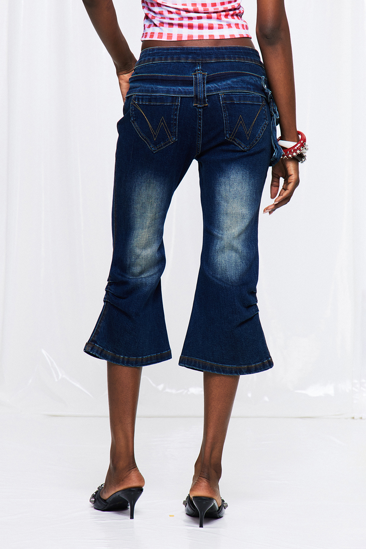 Feras Belt Capri Jeans