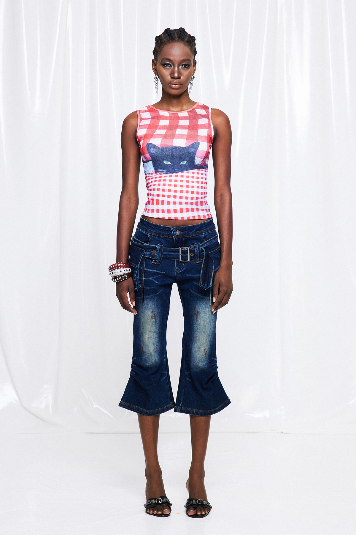 Feras Belt Capri Jeans