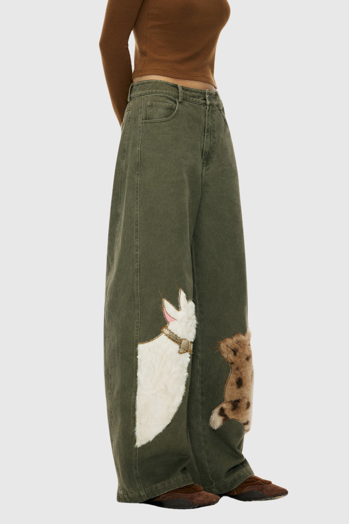 Feray Embroidered Barrel Jeans