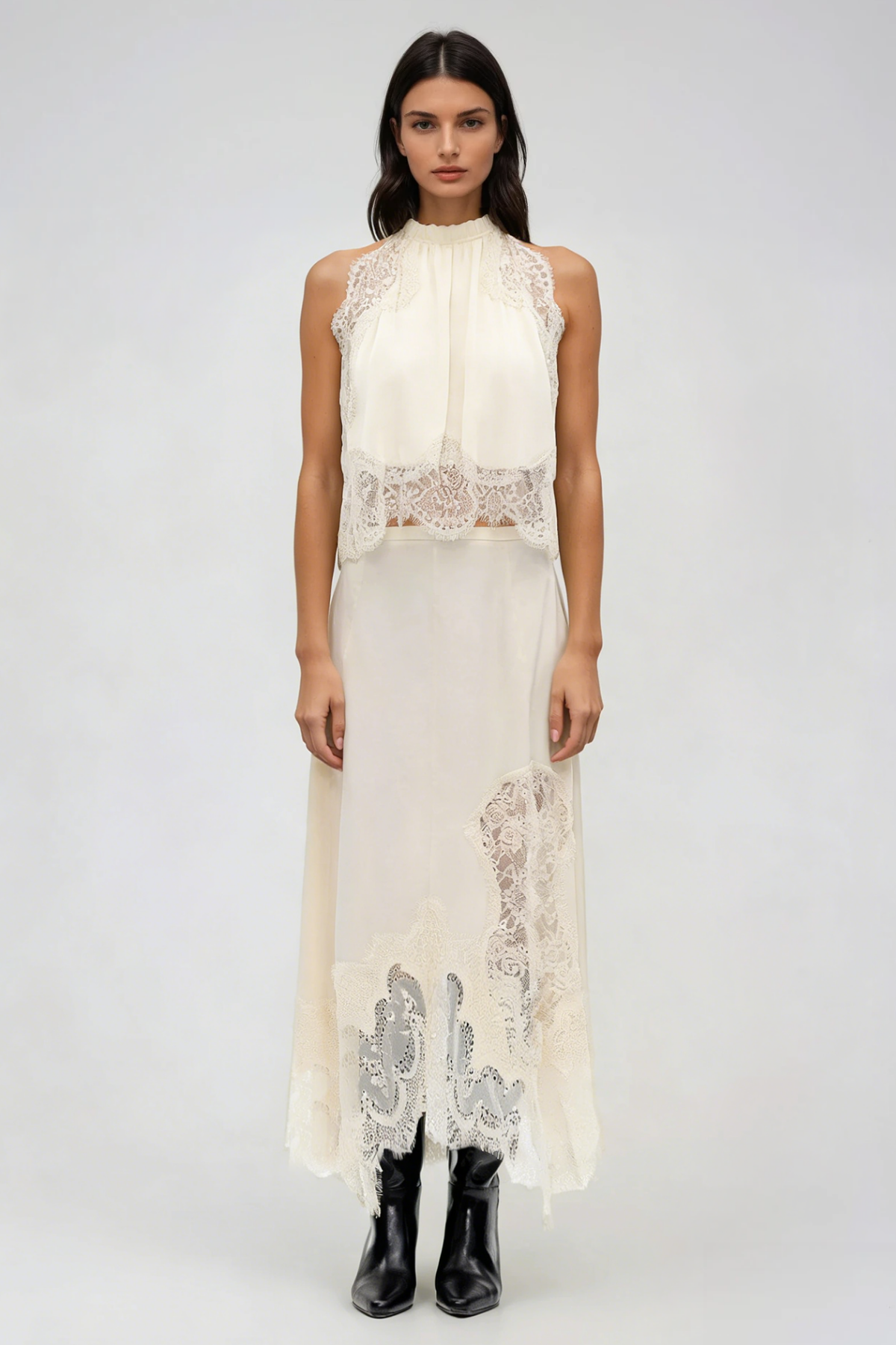 Festim Sleeveless Lace Skirt Set In White