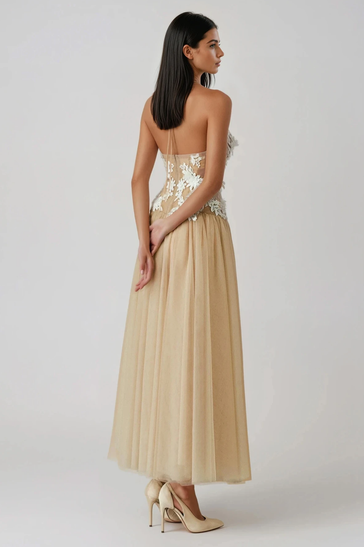 Fionnghal Sleeveless Flower Mesh Maxi Dress