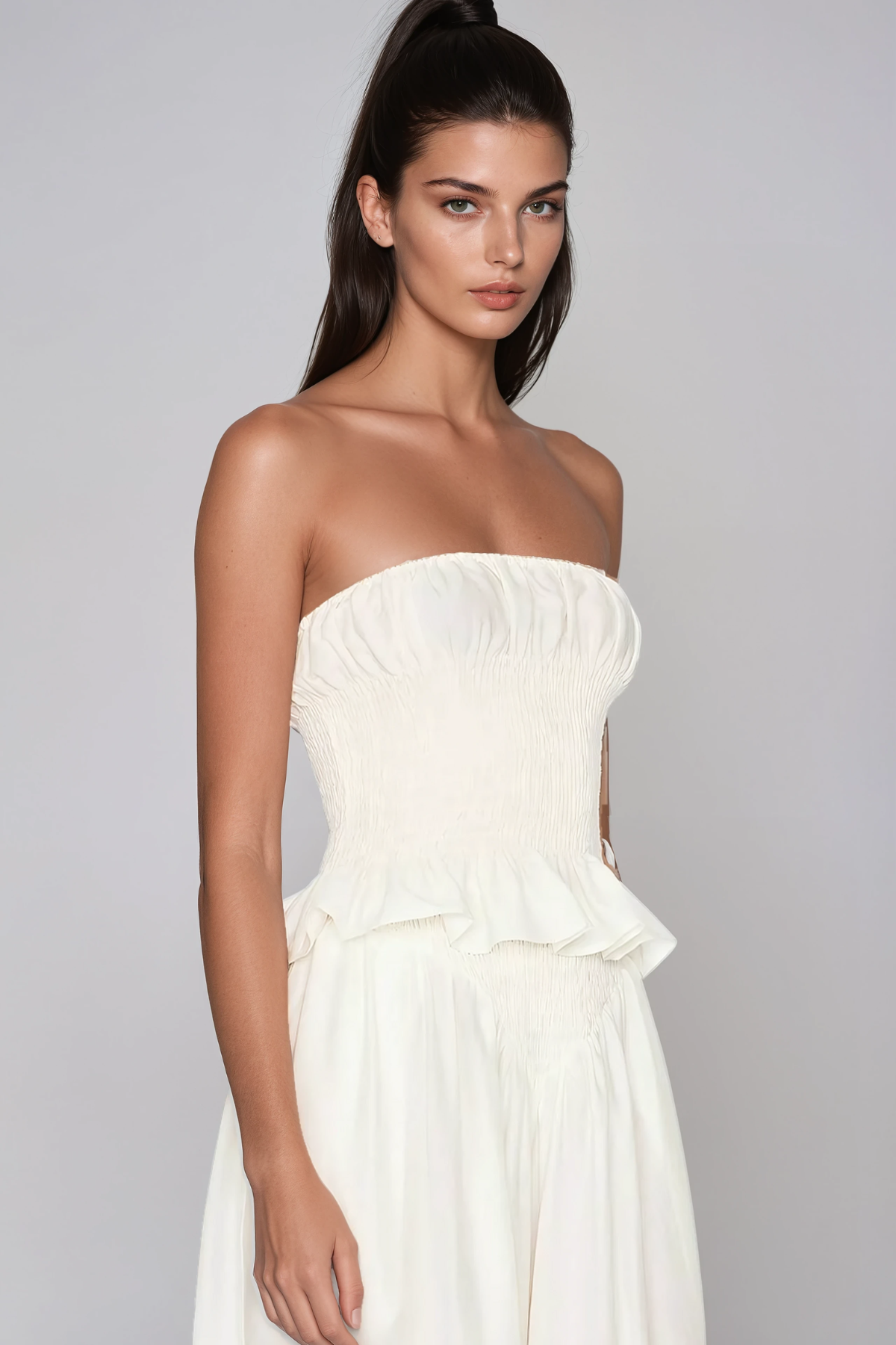 Fionnghuala Strapless Ruch Ruffle Pants Set