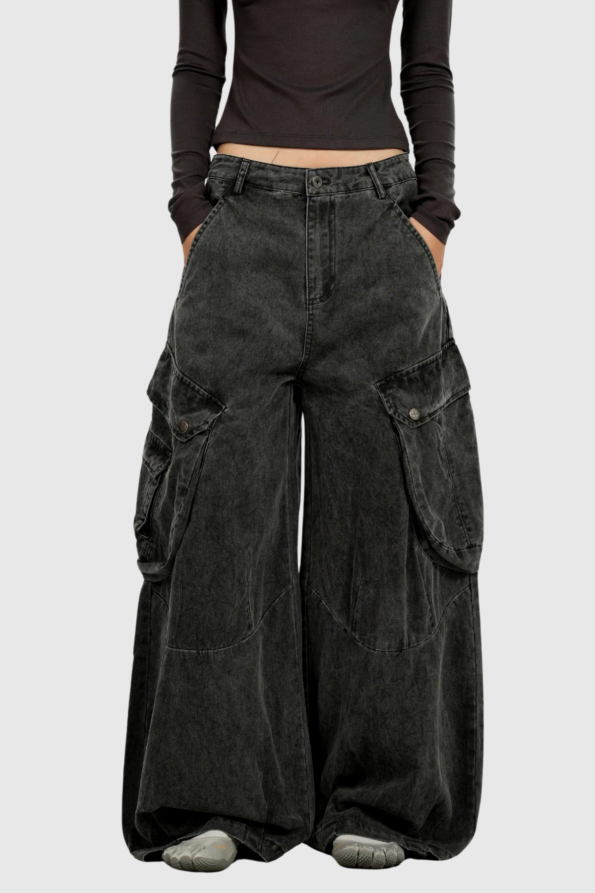 Fitz Bleached Cargo Jeans