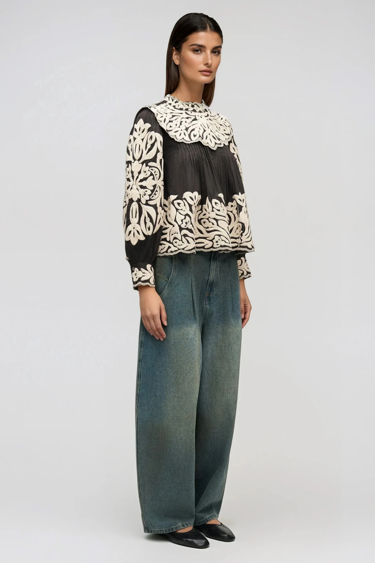 Flaka Balloon Sleeve Embroidered Top