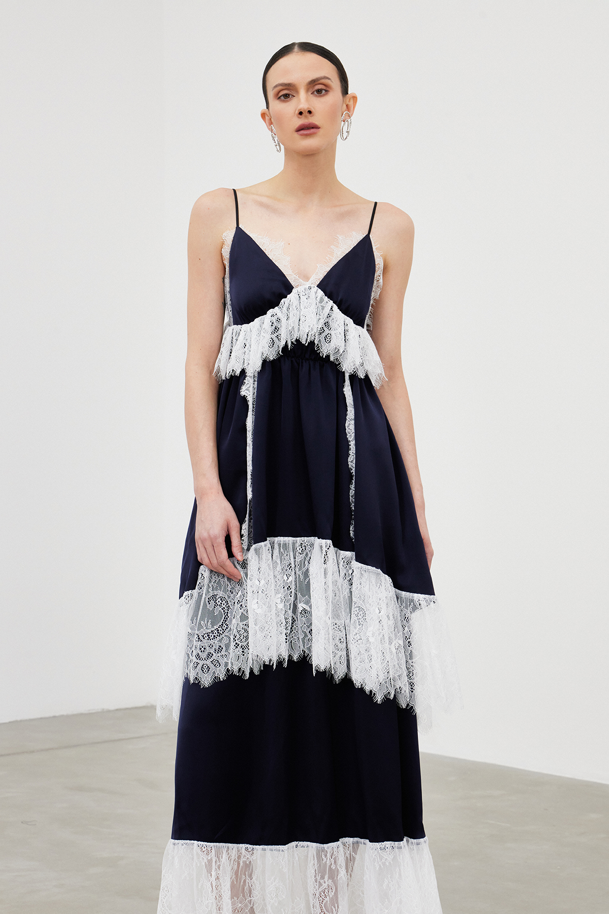 Florencio Spaghetti Lace Tiered Maxi Dress