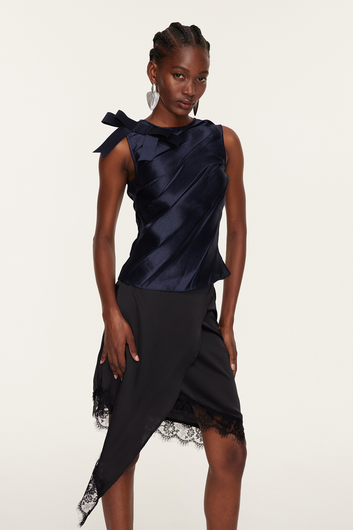 Florentino Ruch Bow Skirt Set