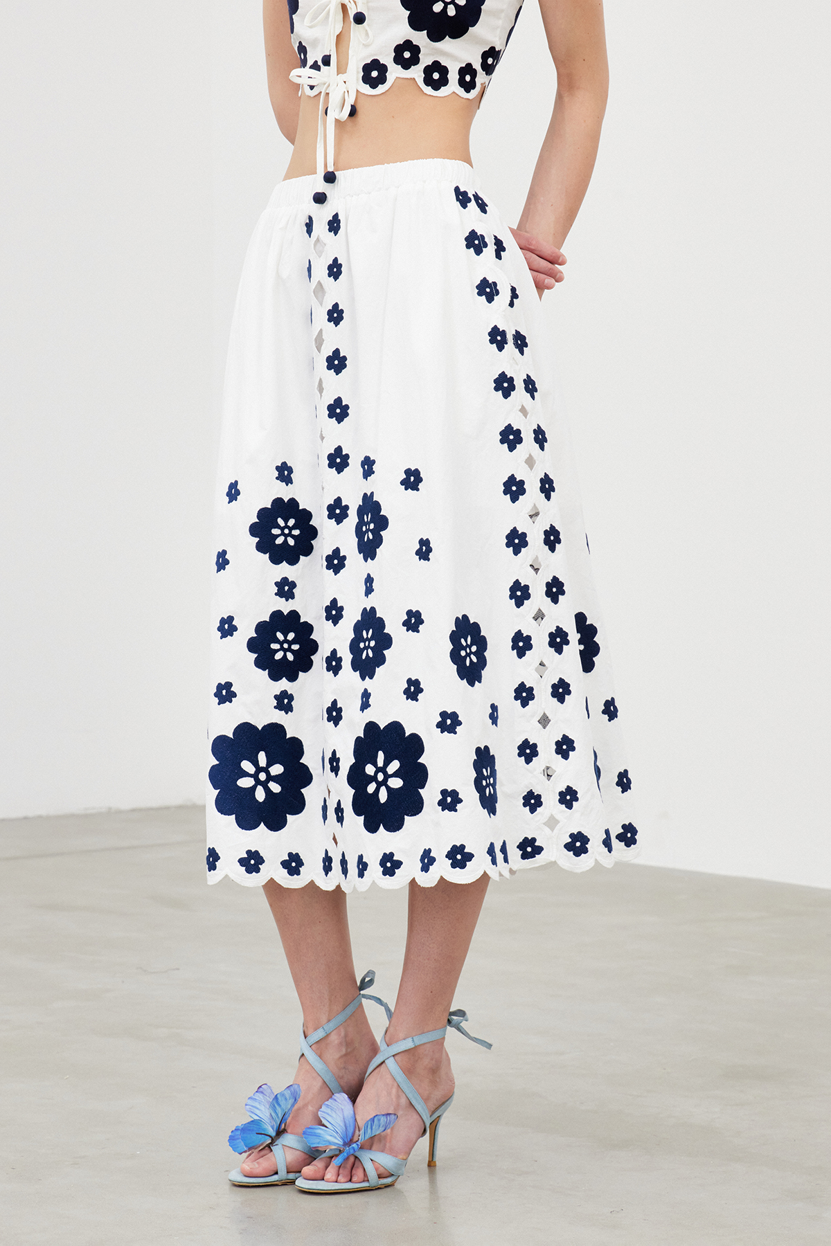 Florinda Sleeveless Embroidered Skirt Set