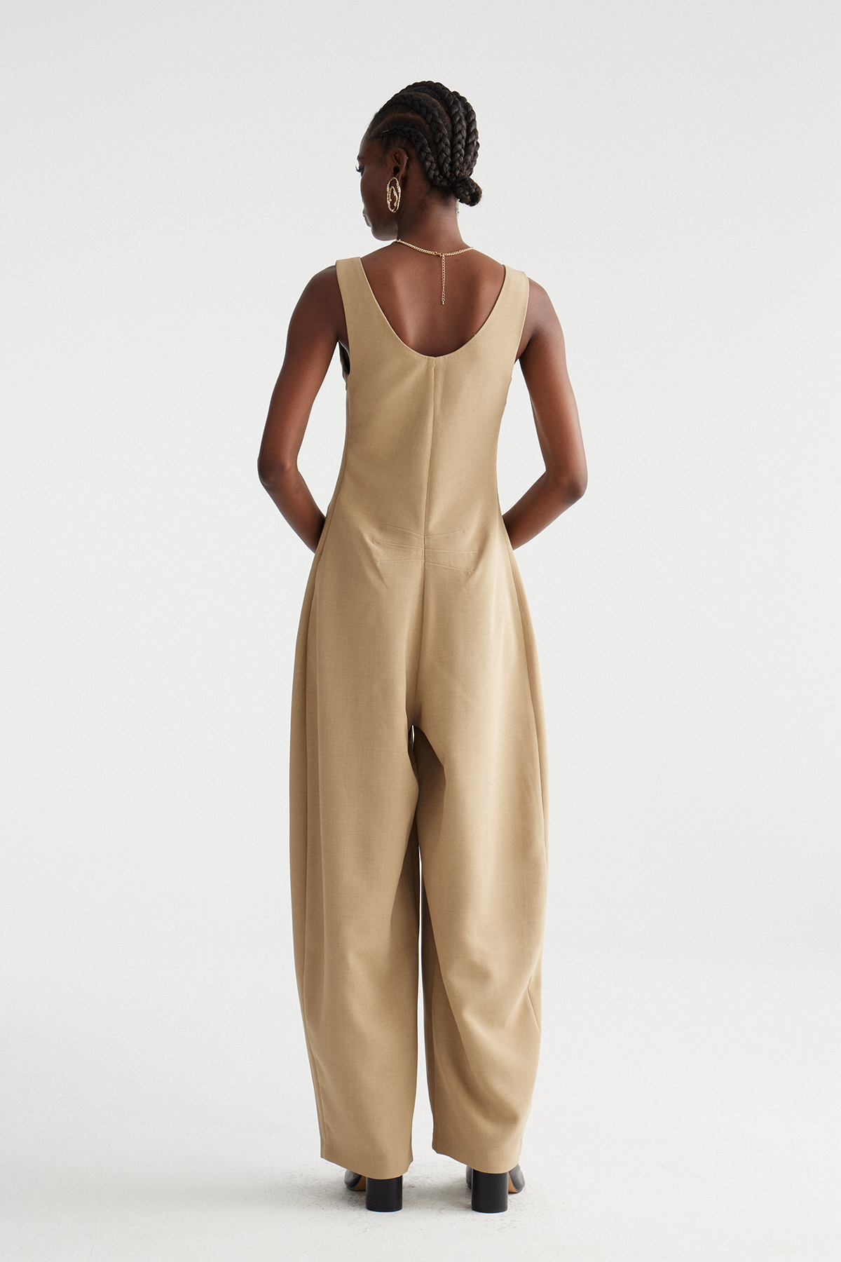 Foka Sleeveless Jumpsuit In Camel