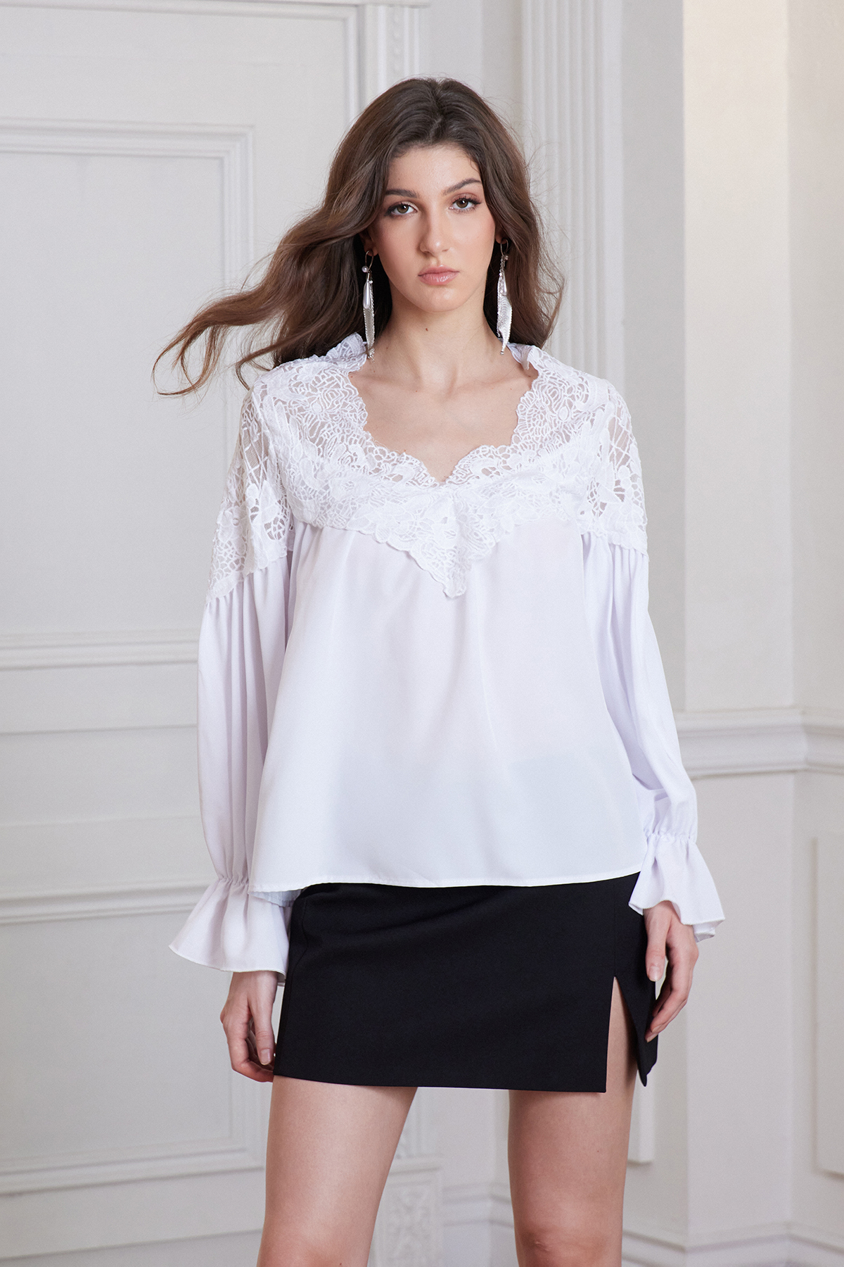 Francis Balloon Sleeve Lace Ruch Top