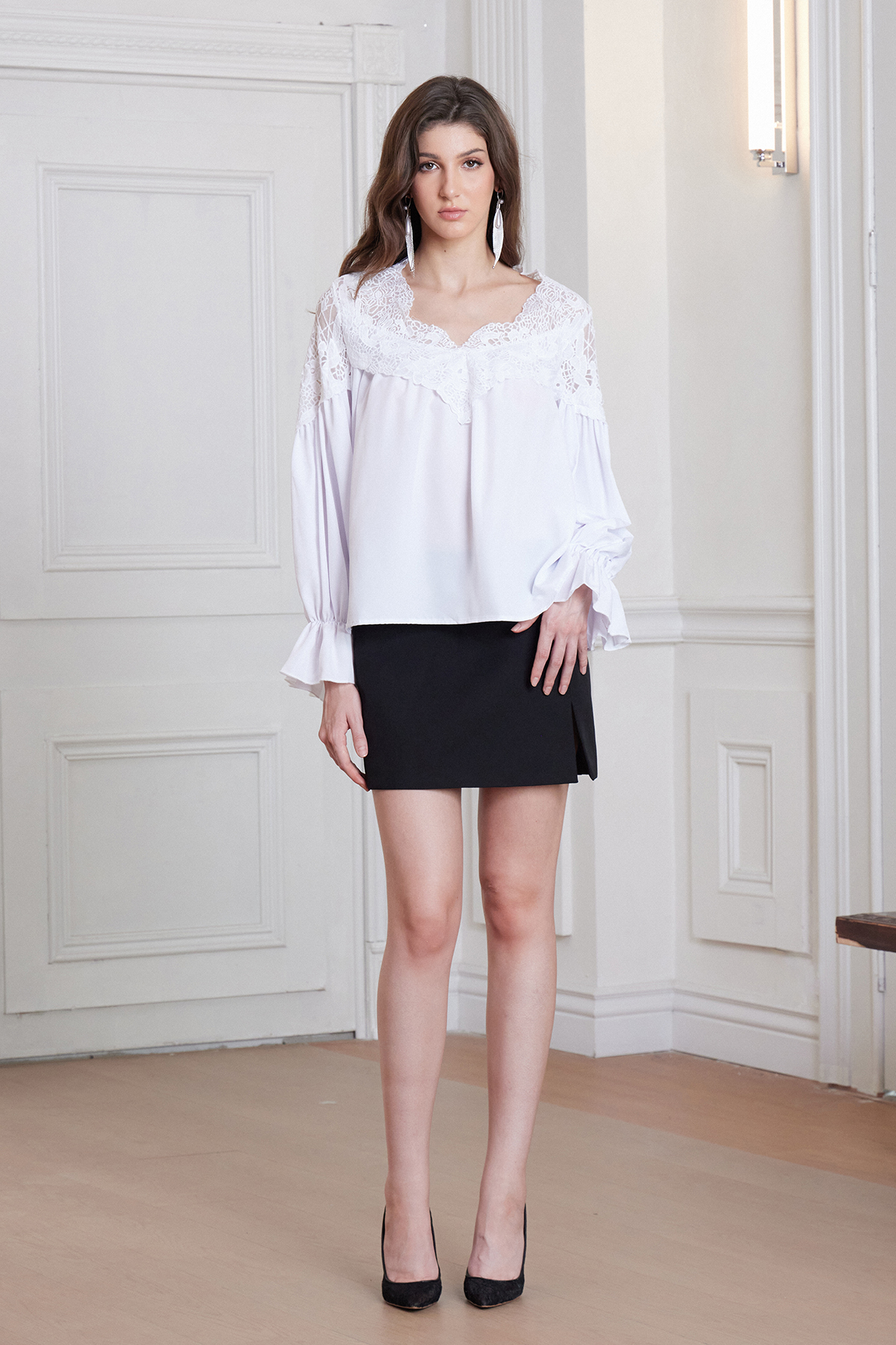 Francis Balloon Sleeve Lace Ruch Top