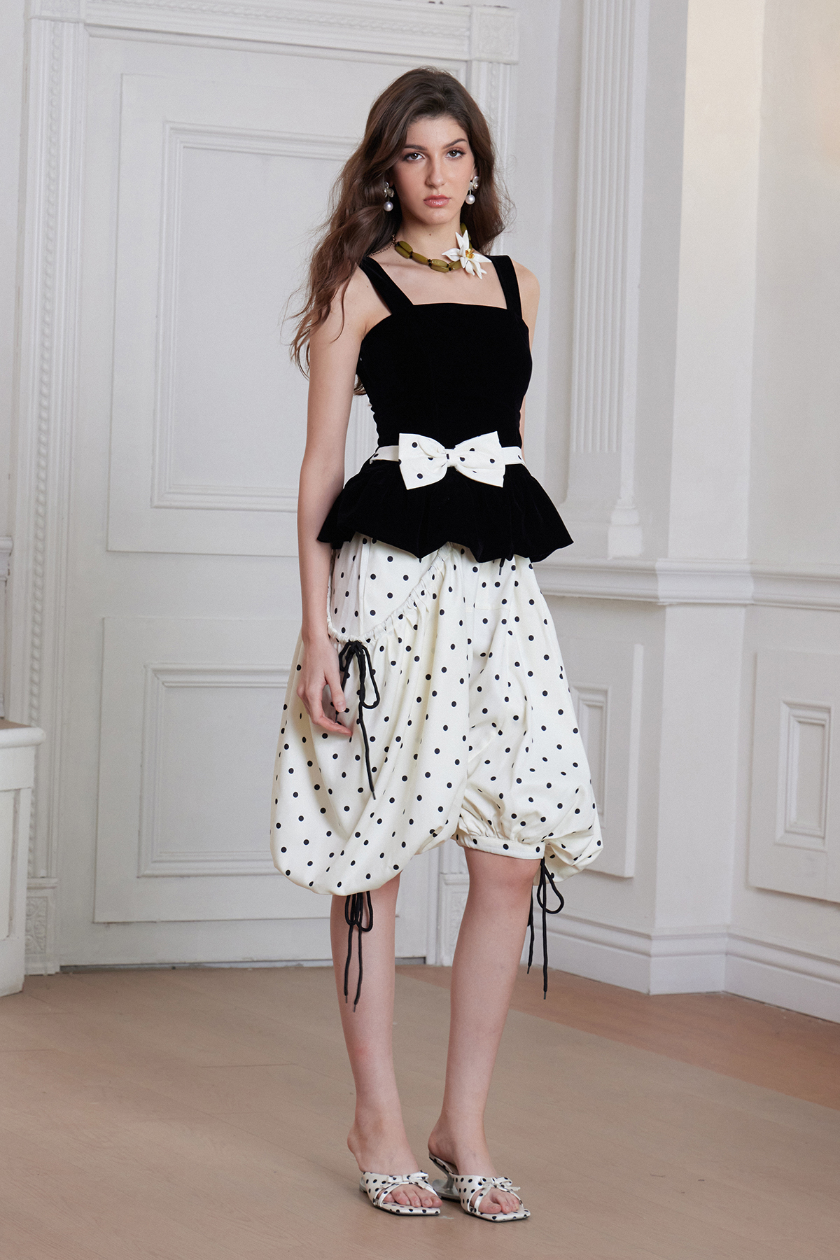 Freddy Bow Dot Capri Pants Set