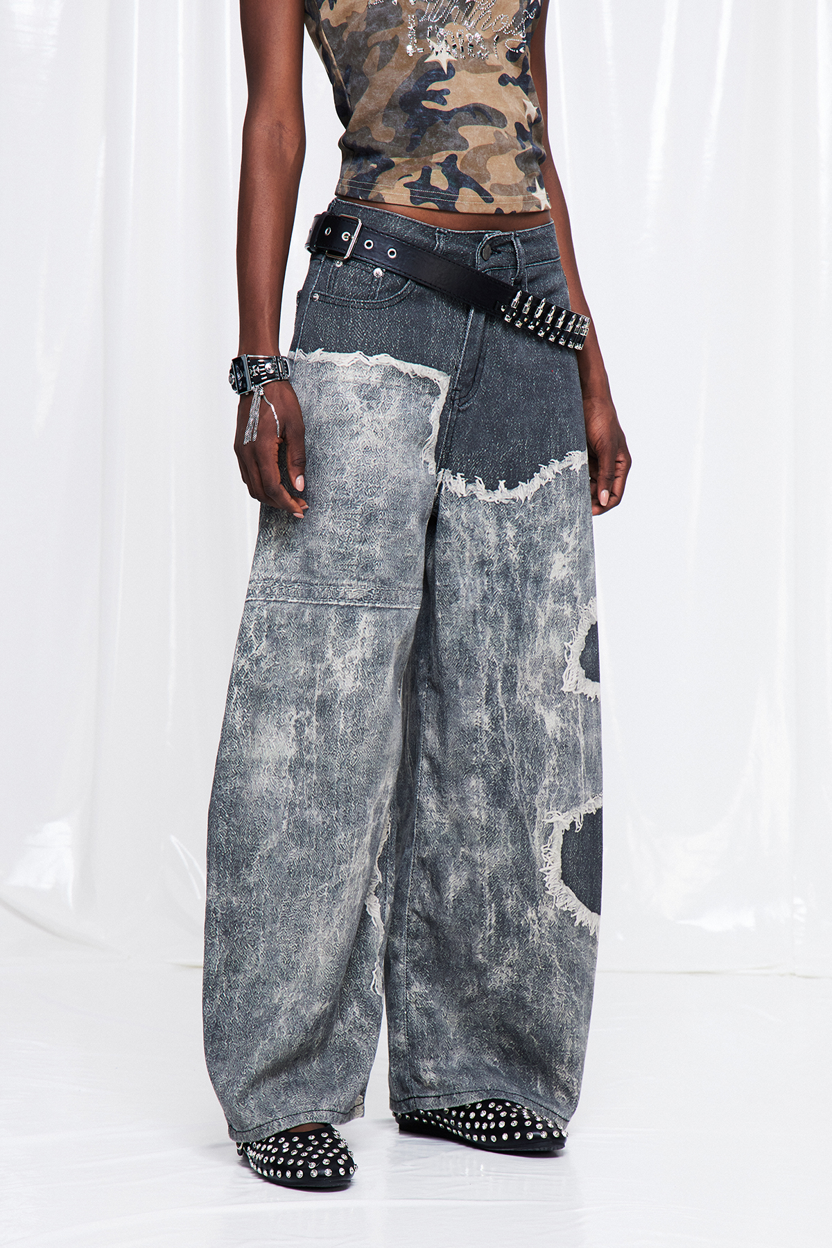 Frida Fringe Print Barrel Jeans