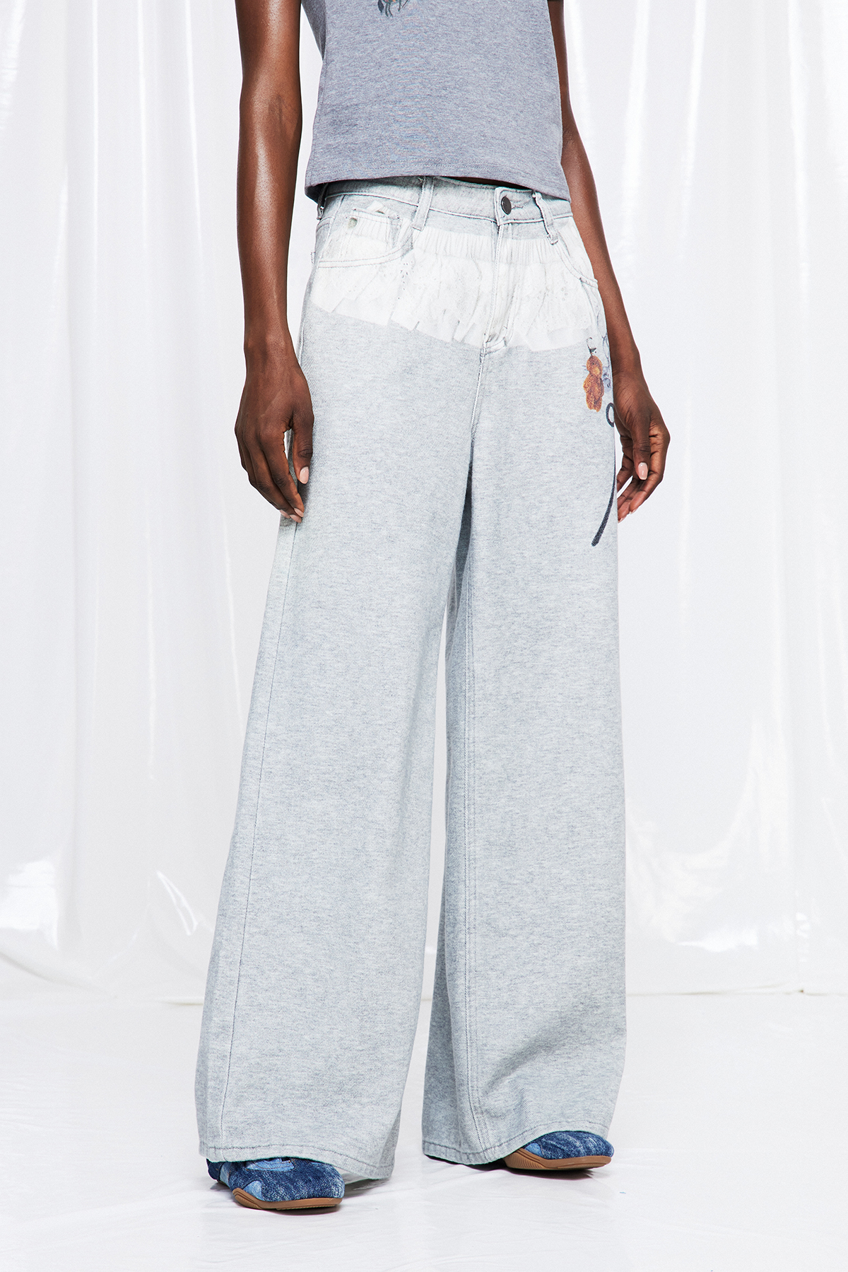 Friduric Lace Print Wide Leg Jeans
