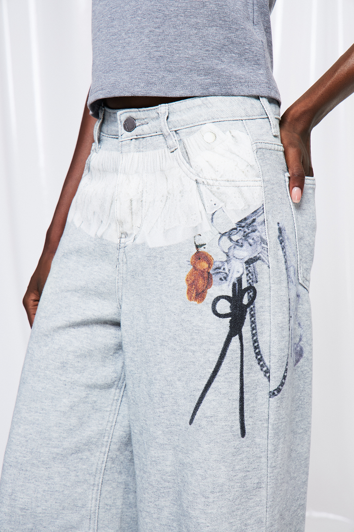 Friduric Lace Print Wide Leg Jeans