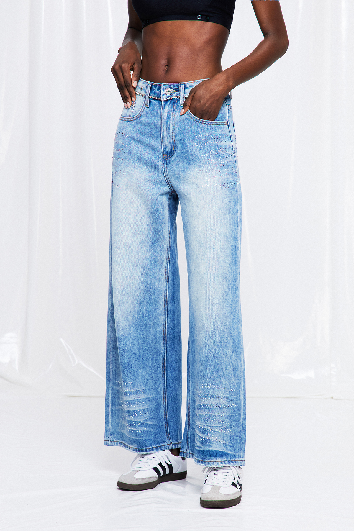 Friede Rhinestone Bleached Jeans
