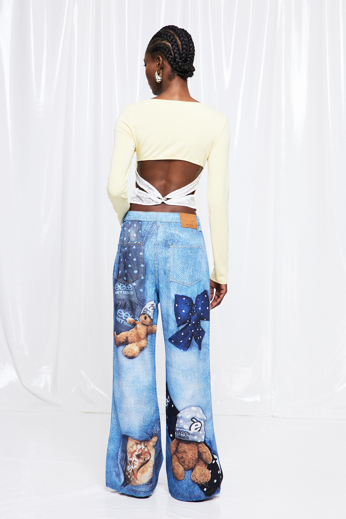 Frits Twist Crop Top