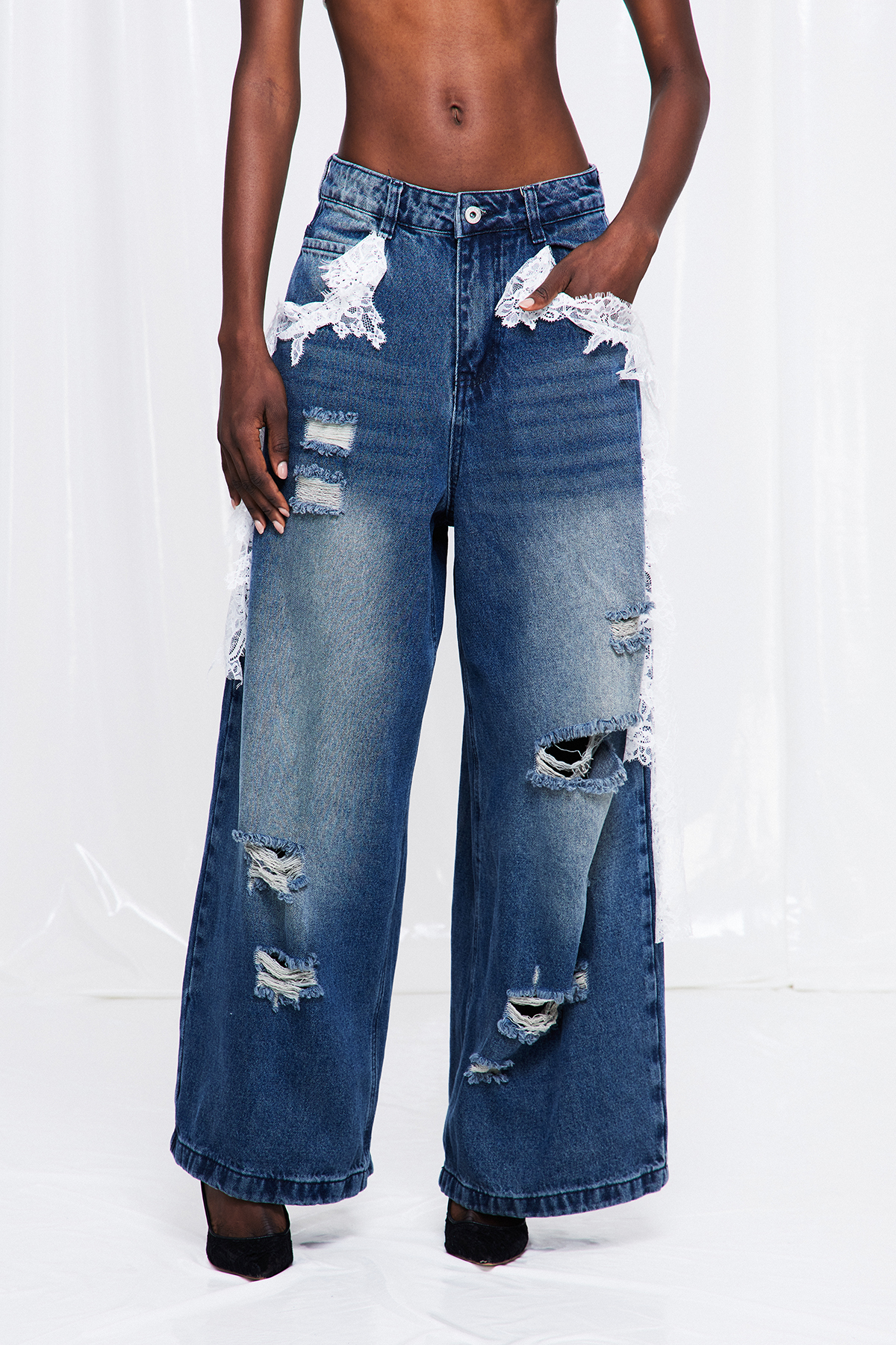 Frodo Lace Ripped Jeans