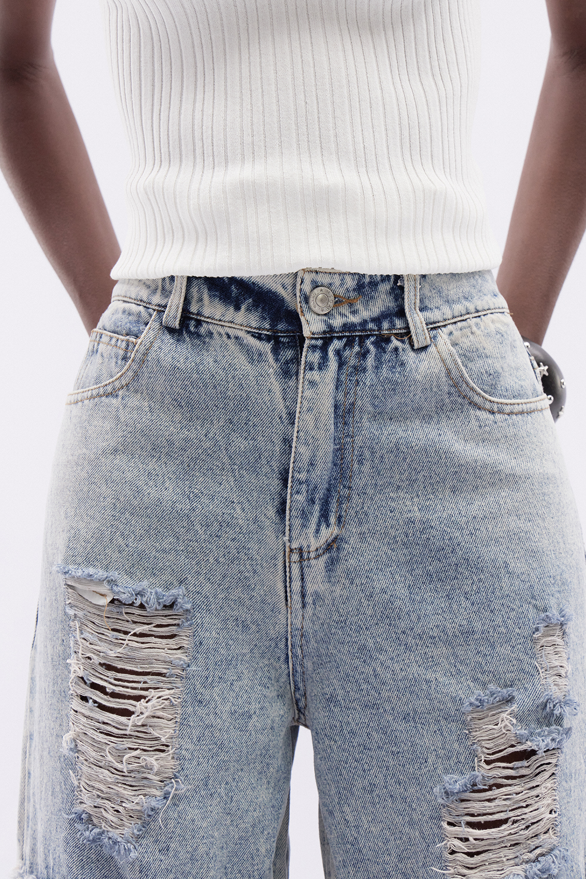 Frosina Cutout Ripped Jeans