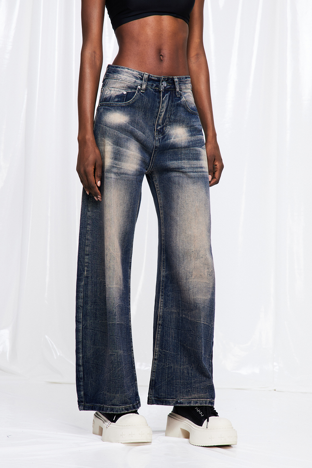 Funke Bleached Barrel Jeans