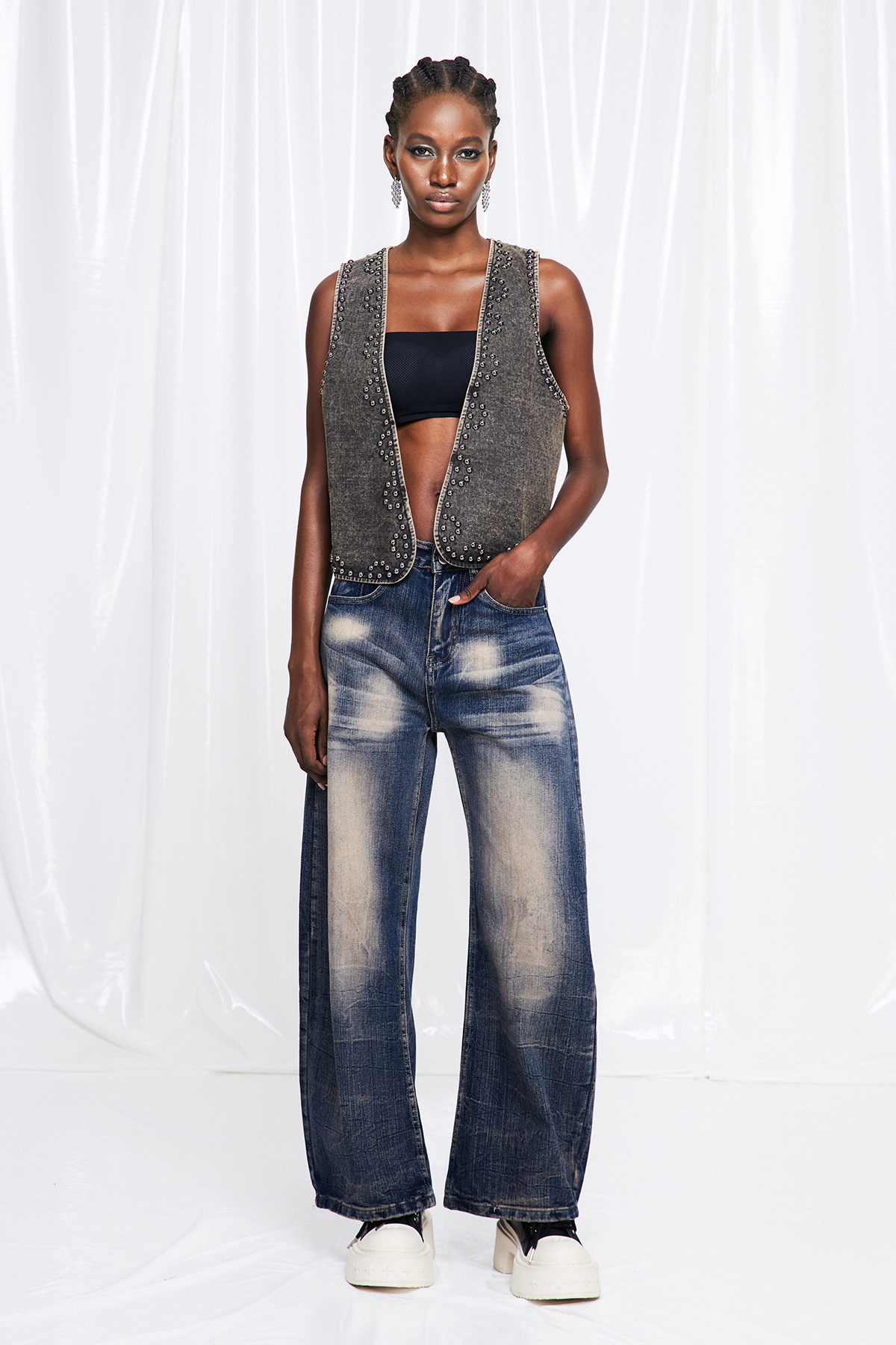 Funke Bleached Barrel Jeans