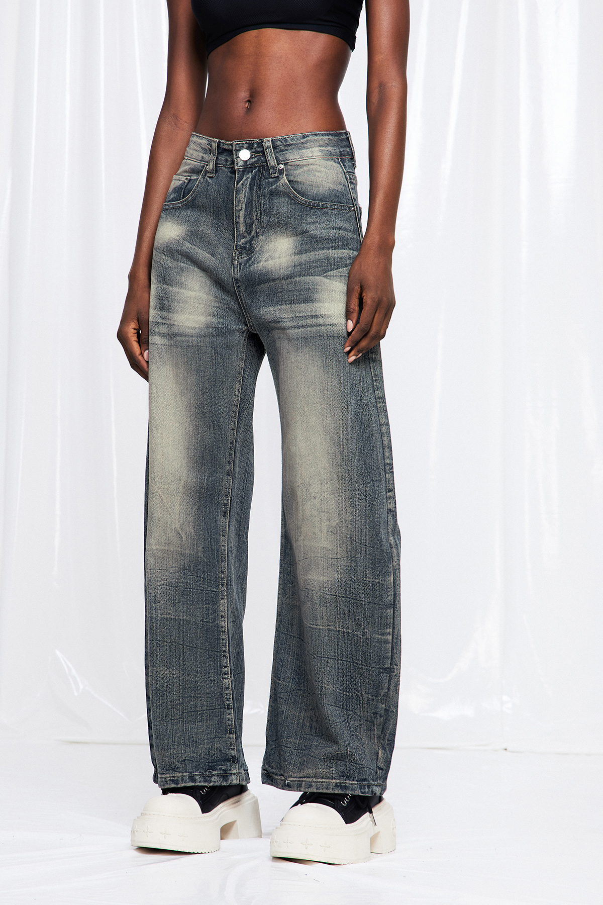 Funke Bleached Barrel Jeans