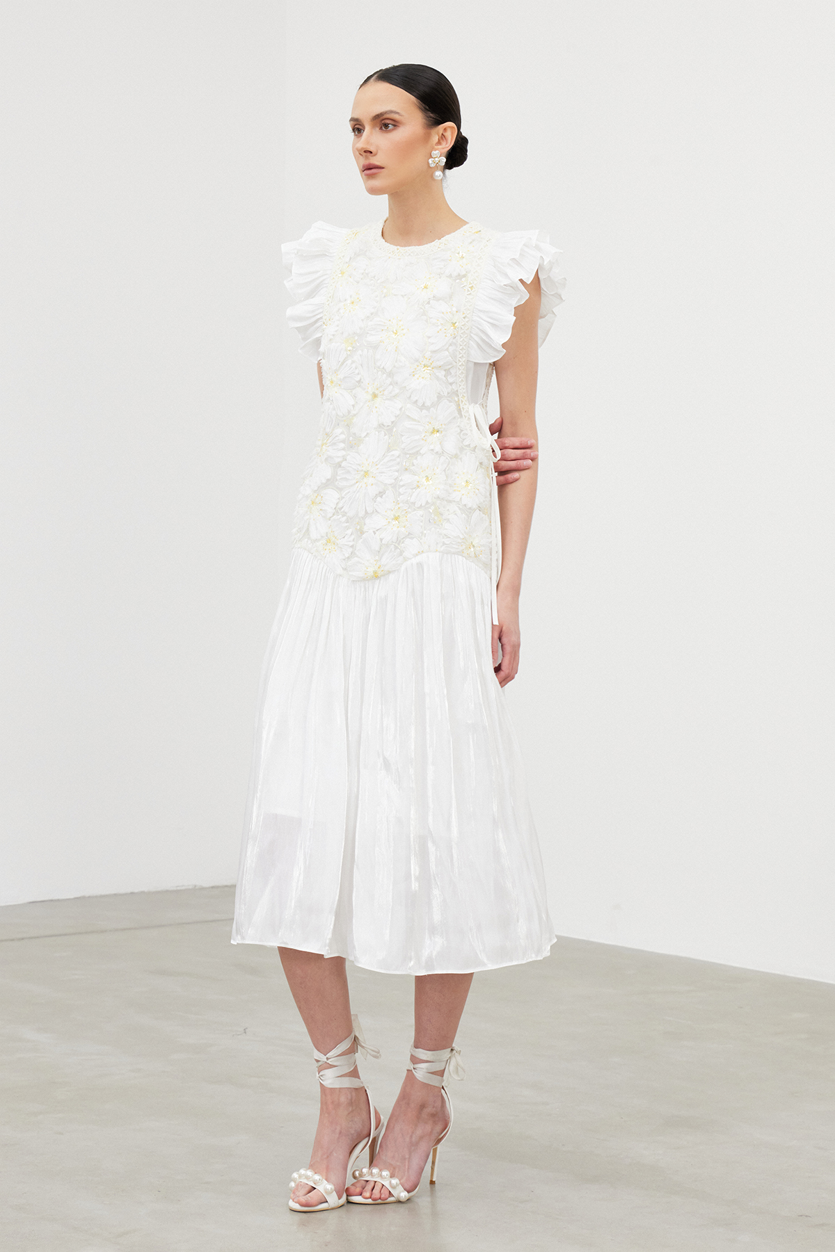 Fyokla Embellished Floral Ruch Maxi Dress In White