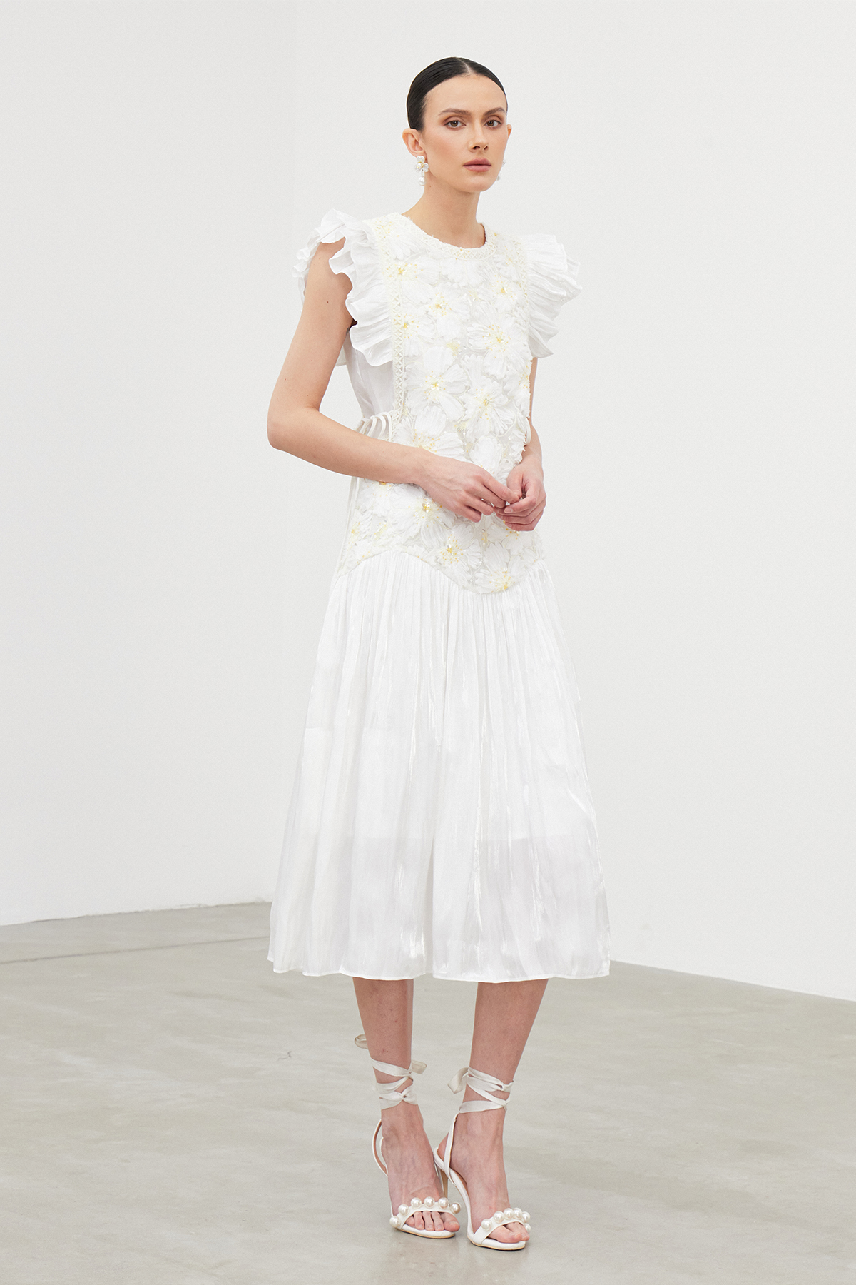 Fyokla Embellished Floral Ruch Maxi Dress In White