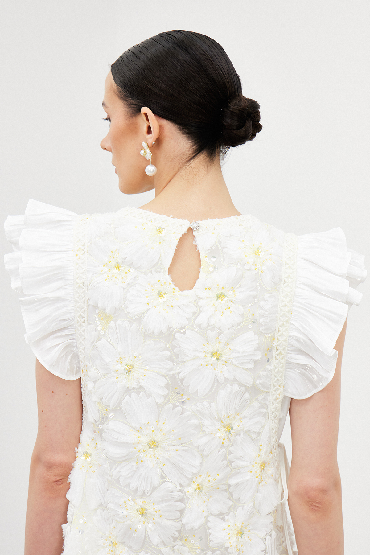 Fyokla Embellished Floral Ruch Maxi Dress In White