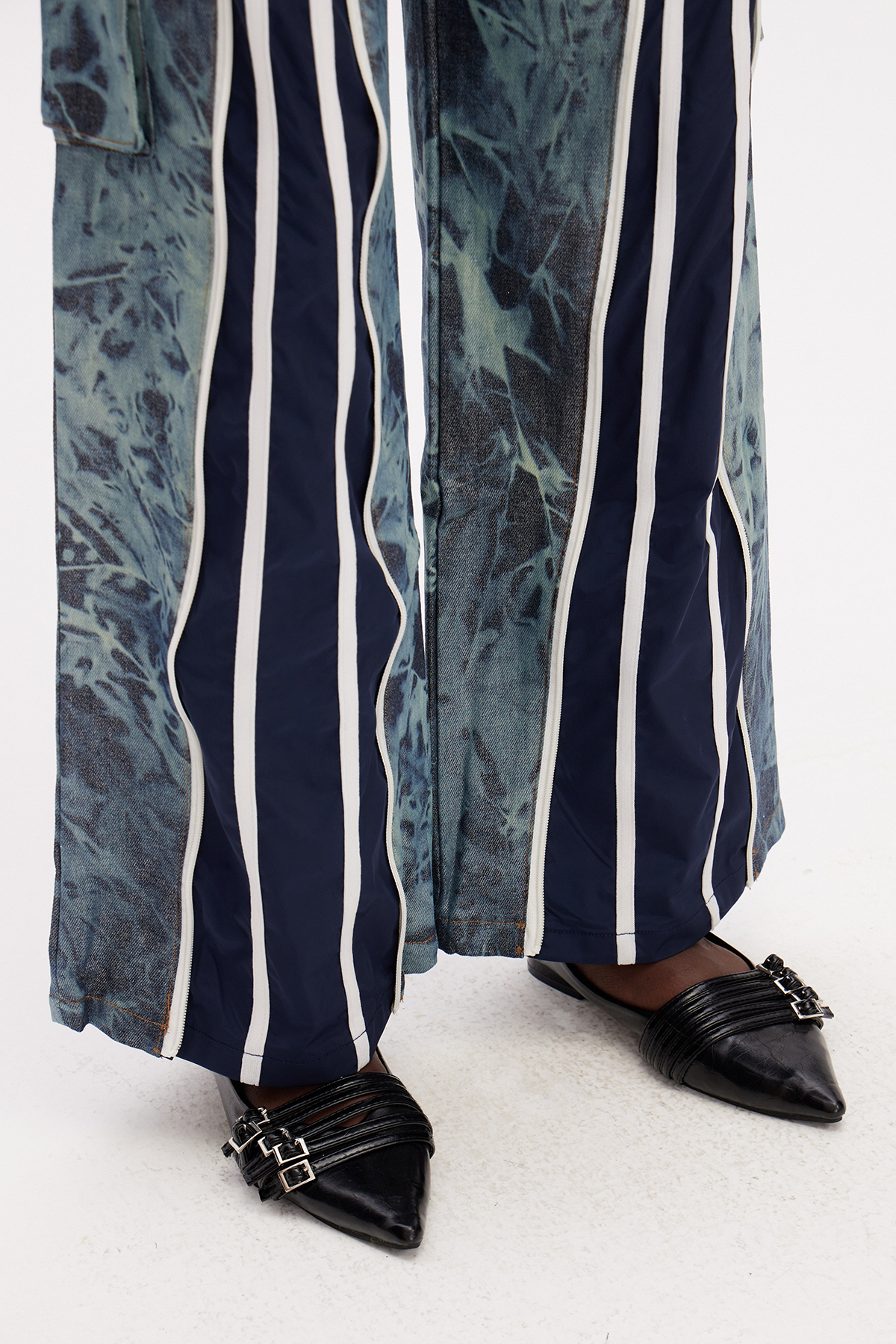 Gaea Stripe Print Pants