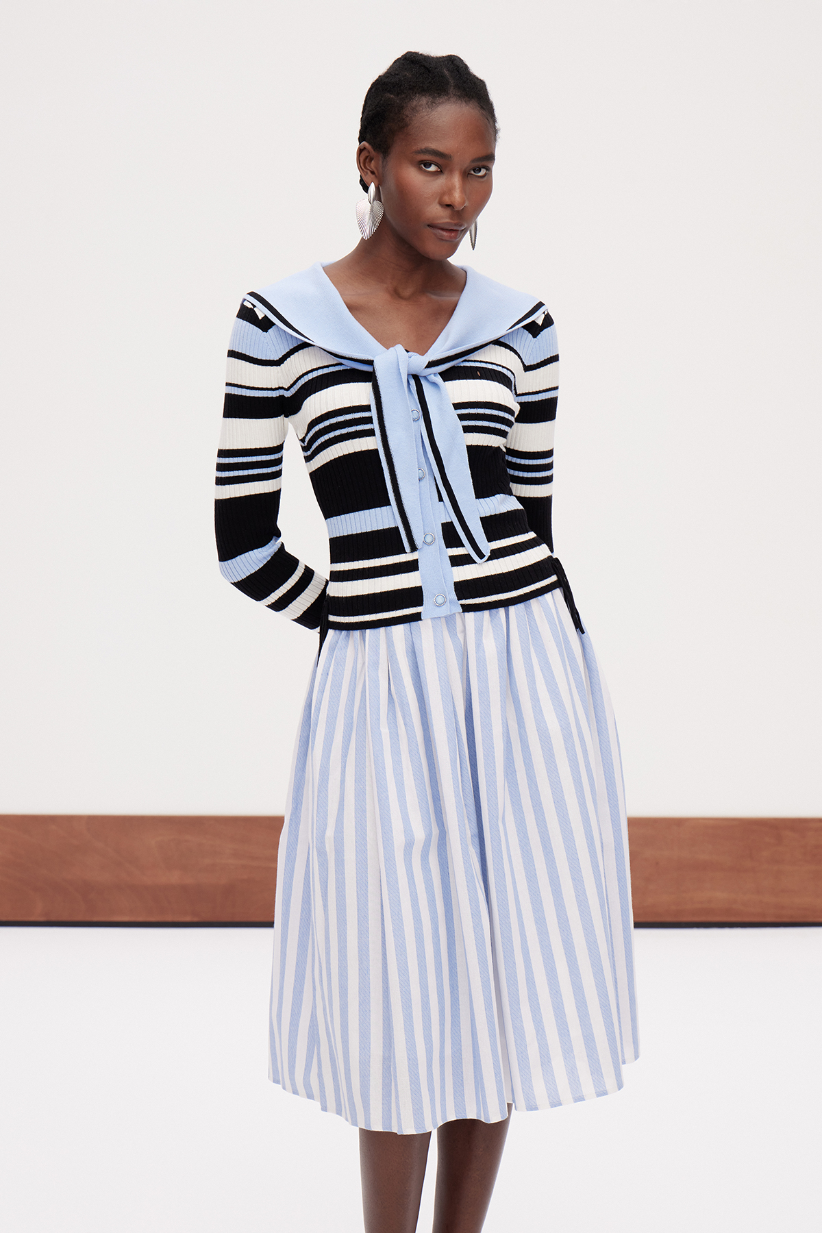 Gaileswinþa Stripe Knit Top