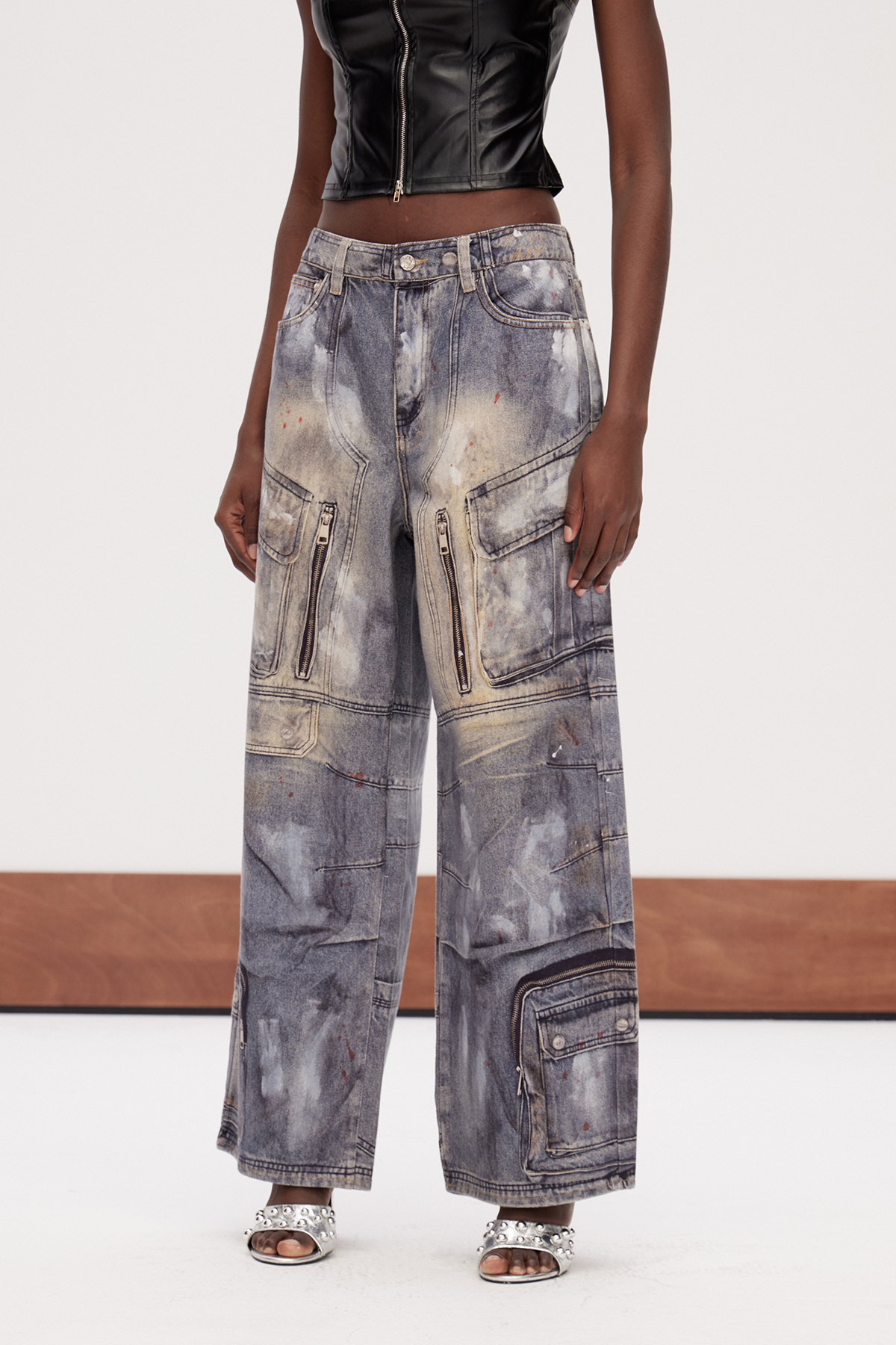 Galileo Zipper Bleached Print Jeans