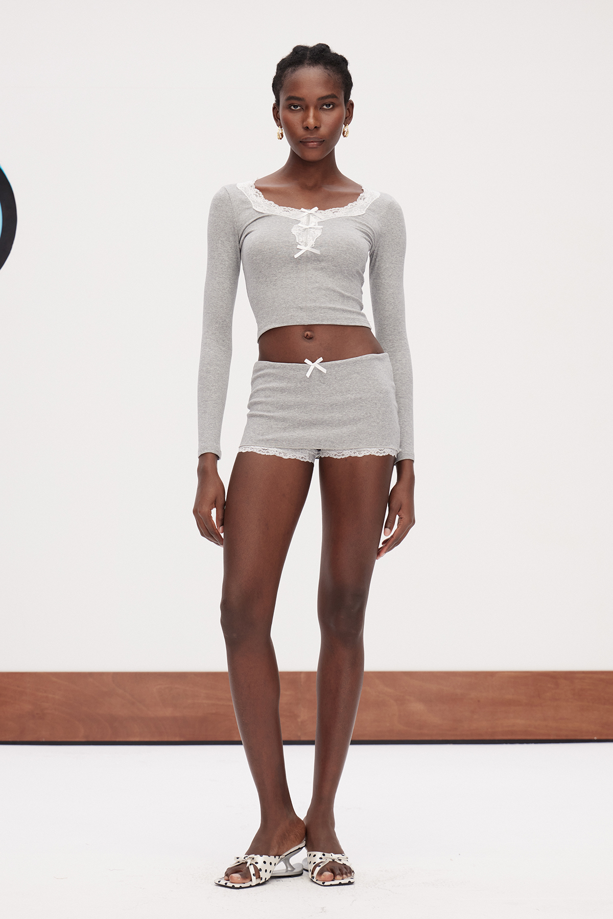 Gamze Lace Crop Pants Set