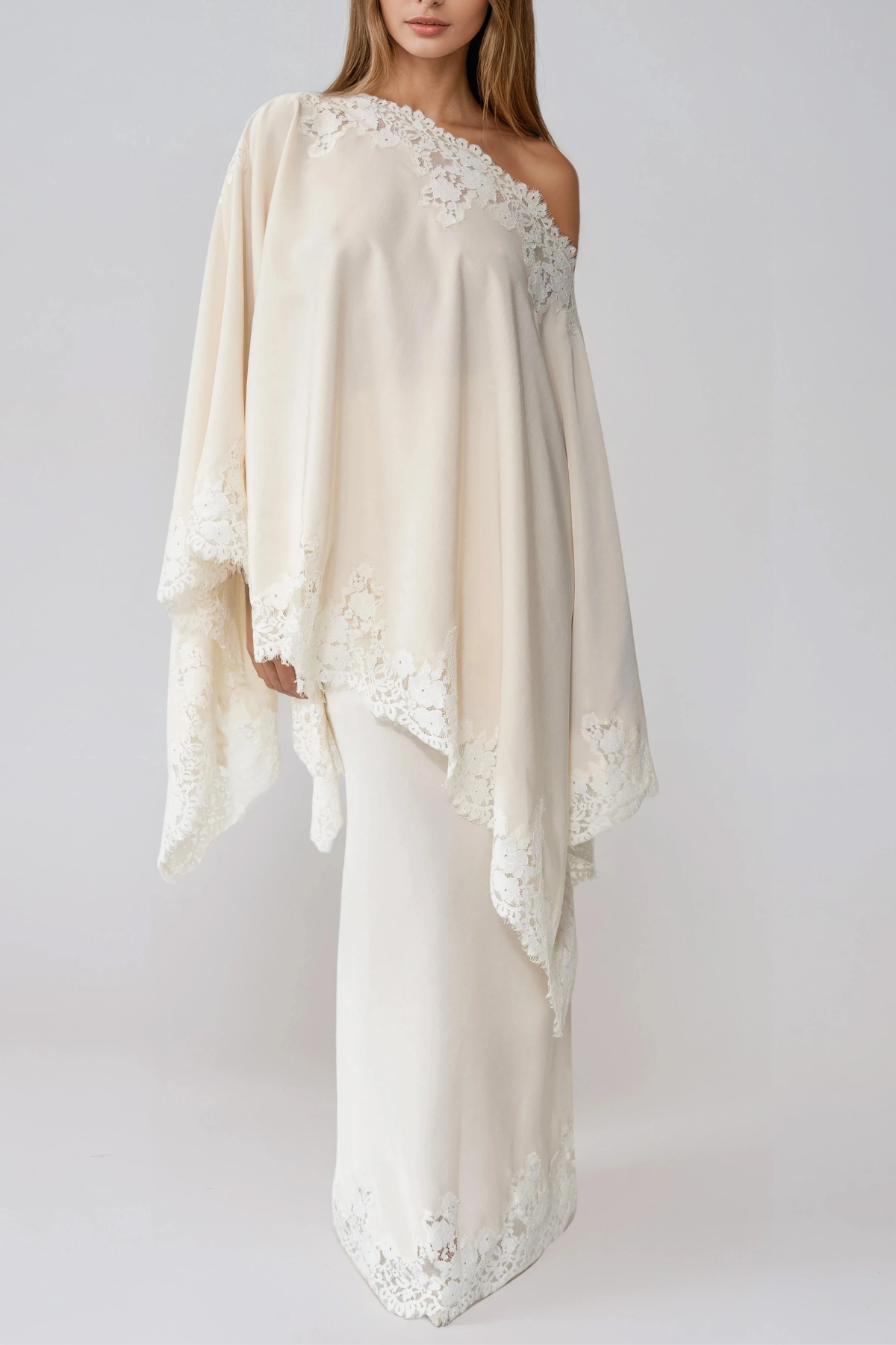 Gita Shawl Lace Skirt Set 
