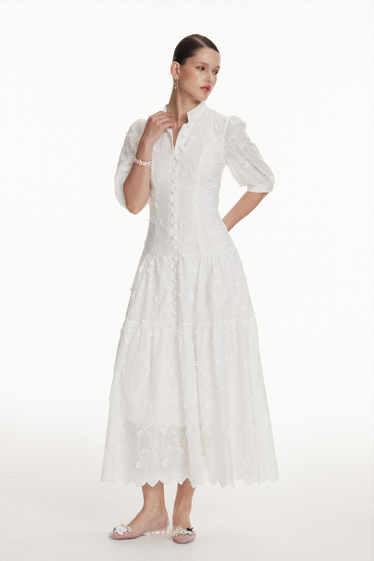 Gitta Flower Embroidered Bottom Midi Dress