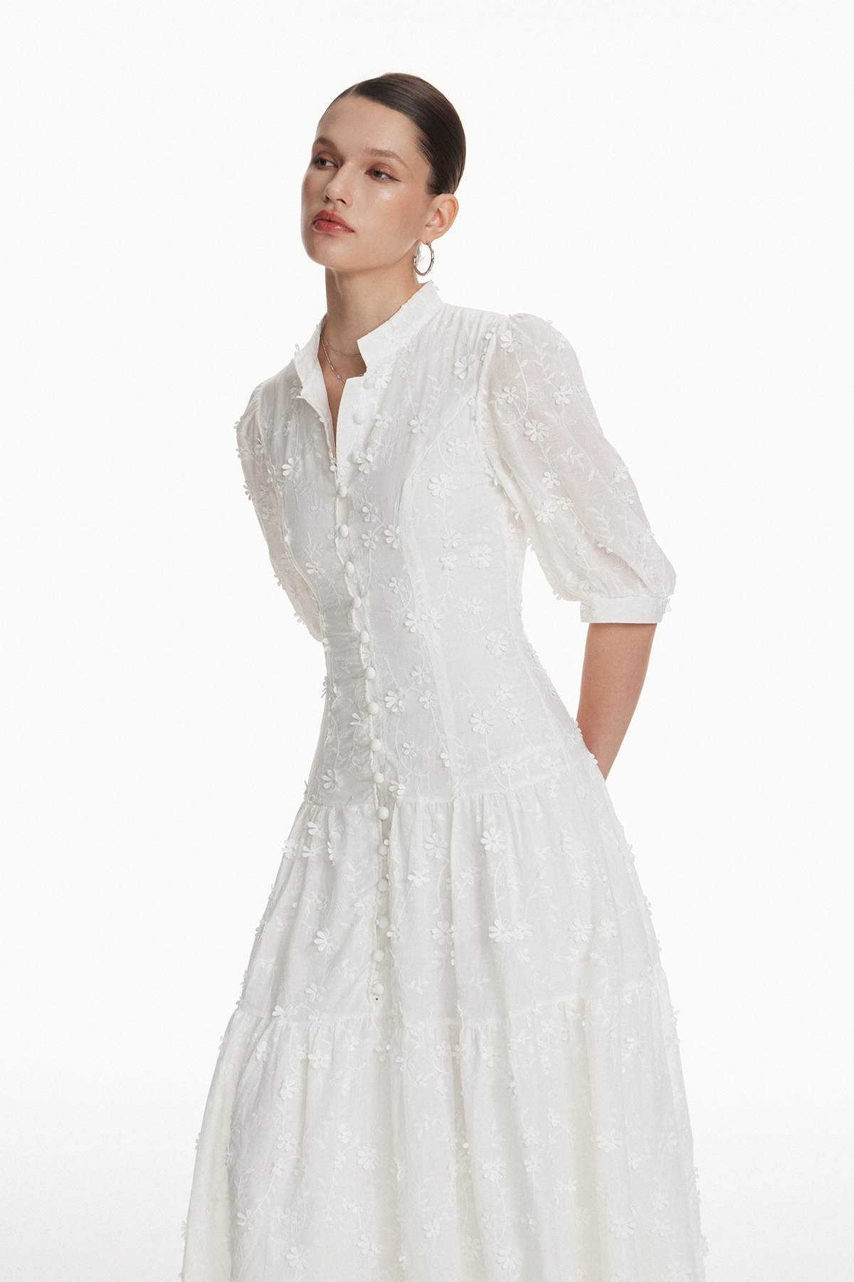 Gitta Flower Embroidered Bottom Midi Dress