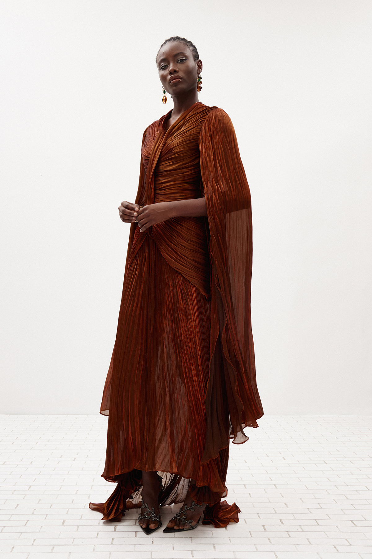 Hamnet Cape Sleeve Ruch Maxi Dress