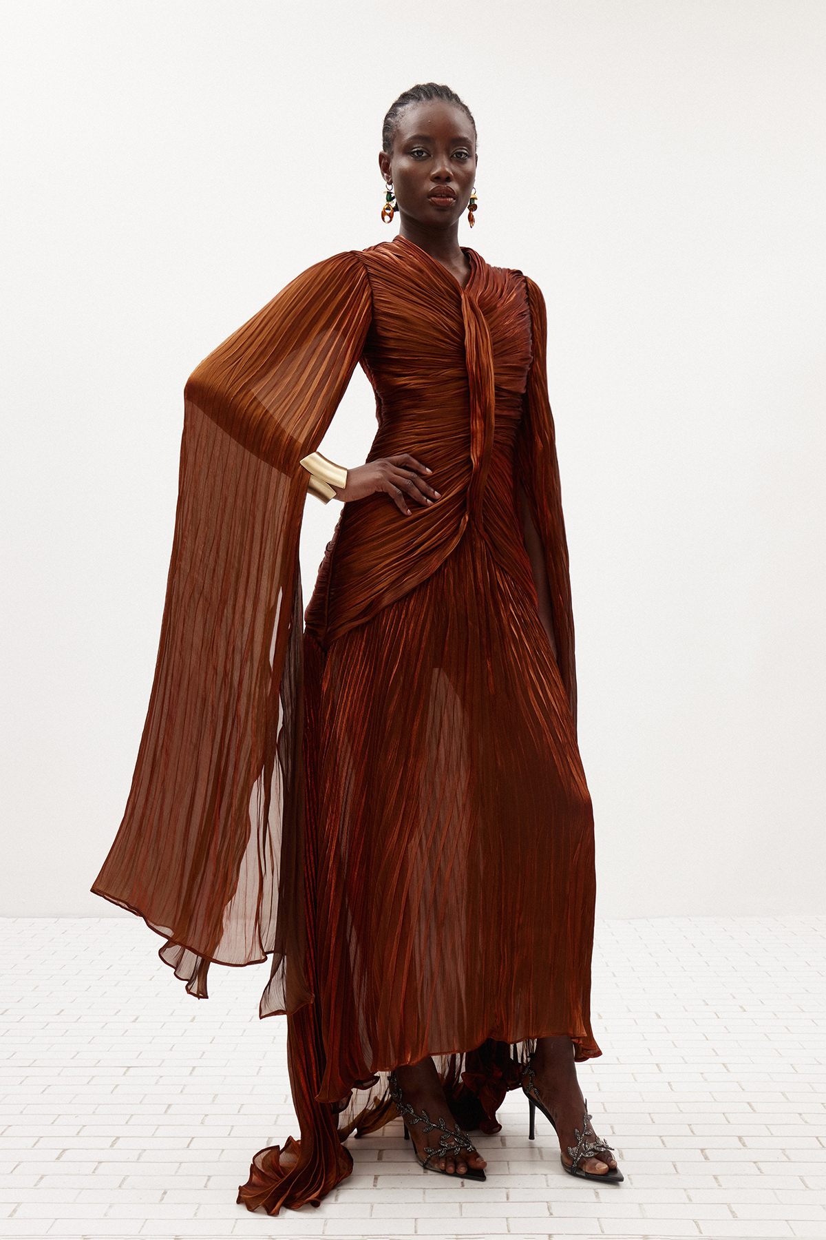 Hamnet Cape Sleeve Ruch Maxi Dress