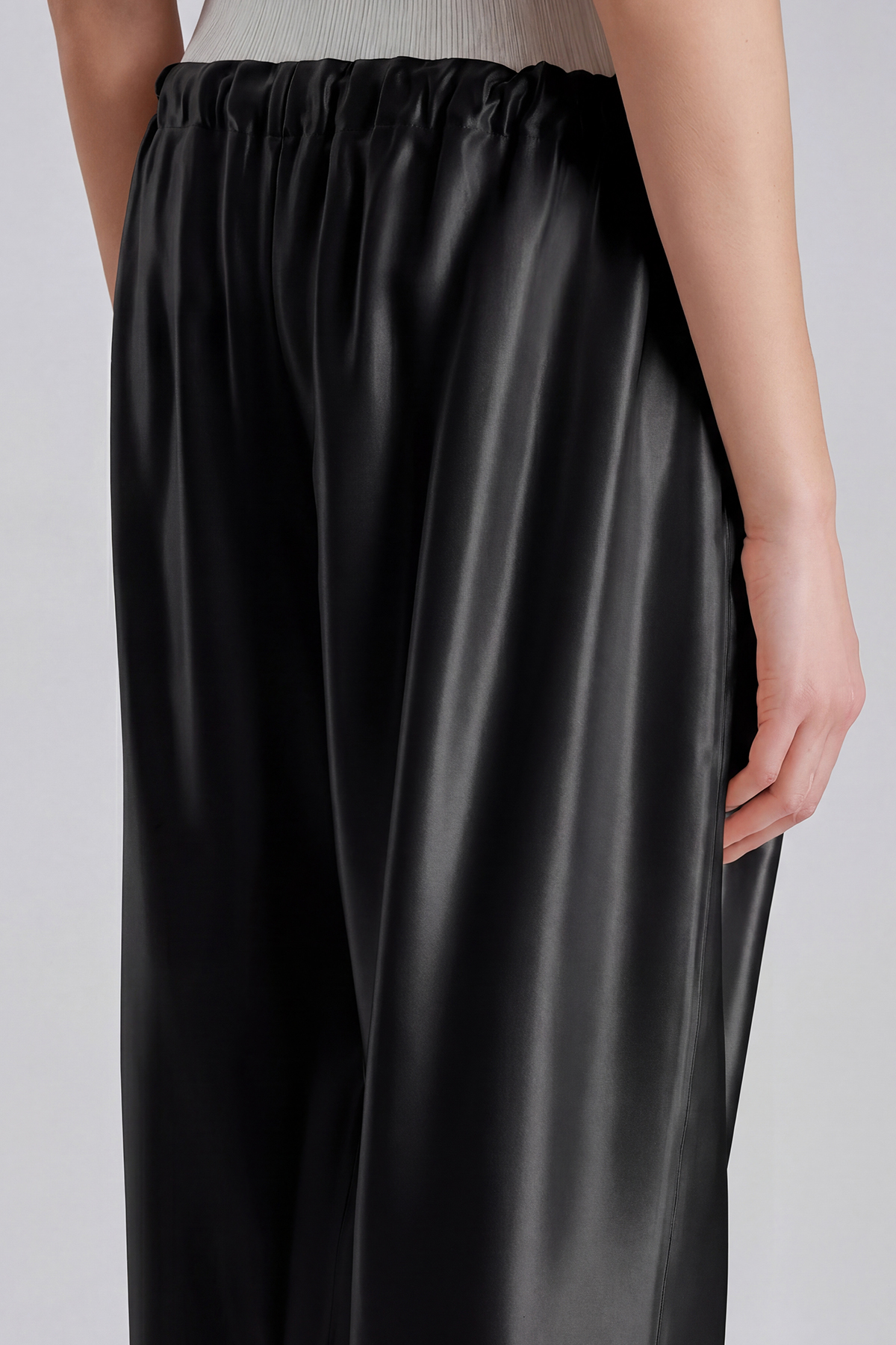Haraldur Rope Satin Pants In Black