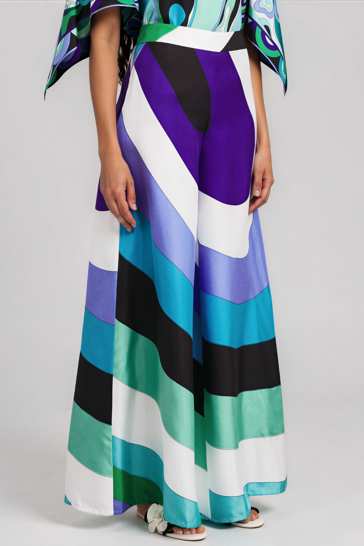 Hardmod Ruffle Print Pants Set