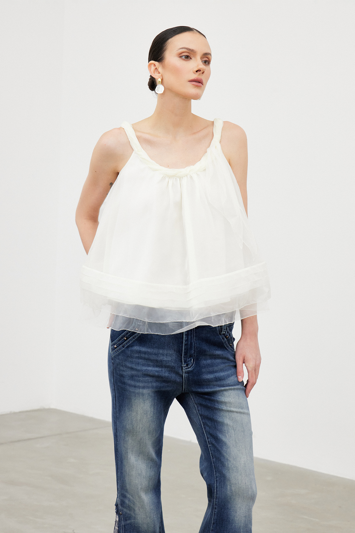 Iacobus Twist Mesh Top