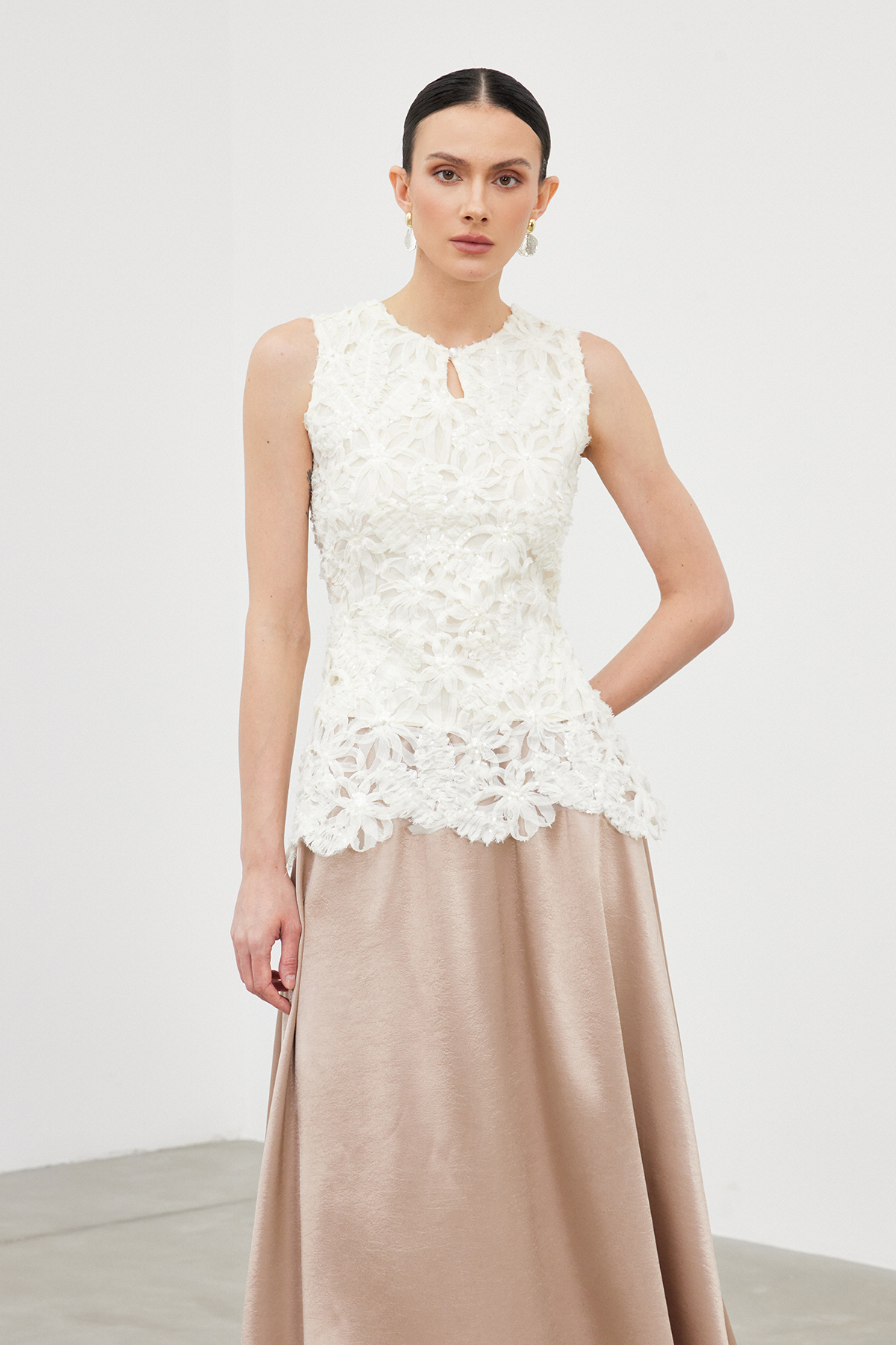 Iael Sleeveless Cutout Skirt Set