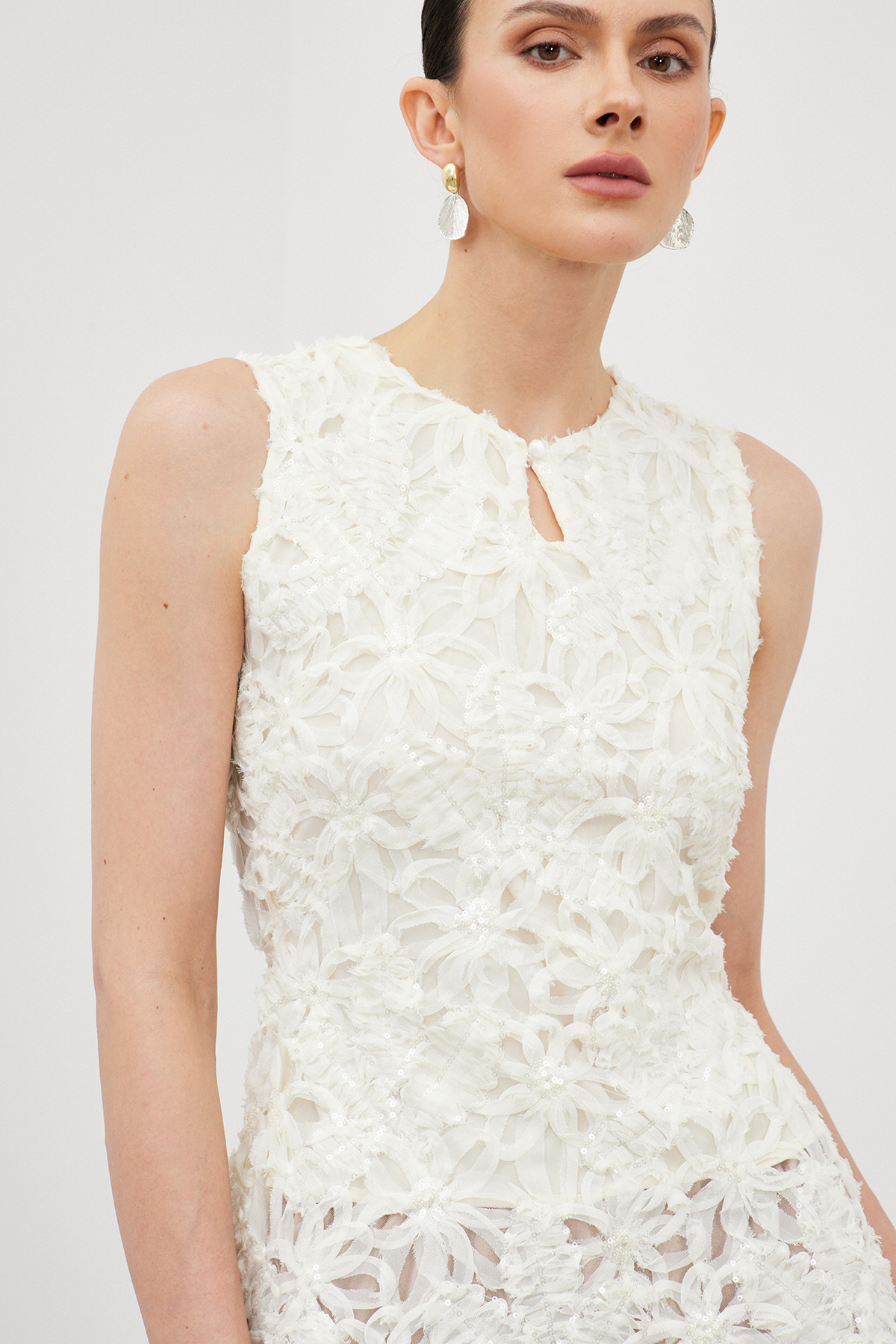 Iael Sleeveless Cutout Skirt Set