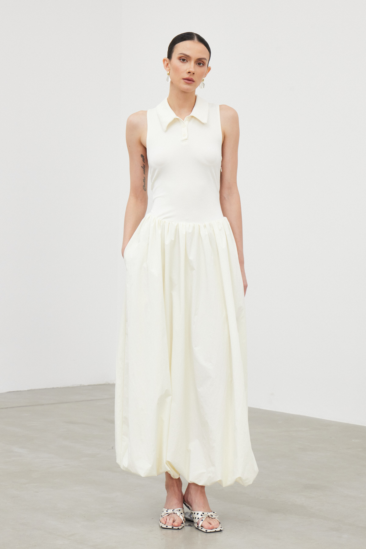 Iafeth Backless Bubble Maxi Dress