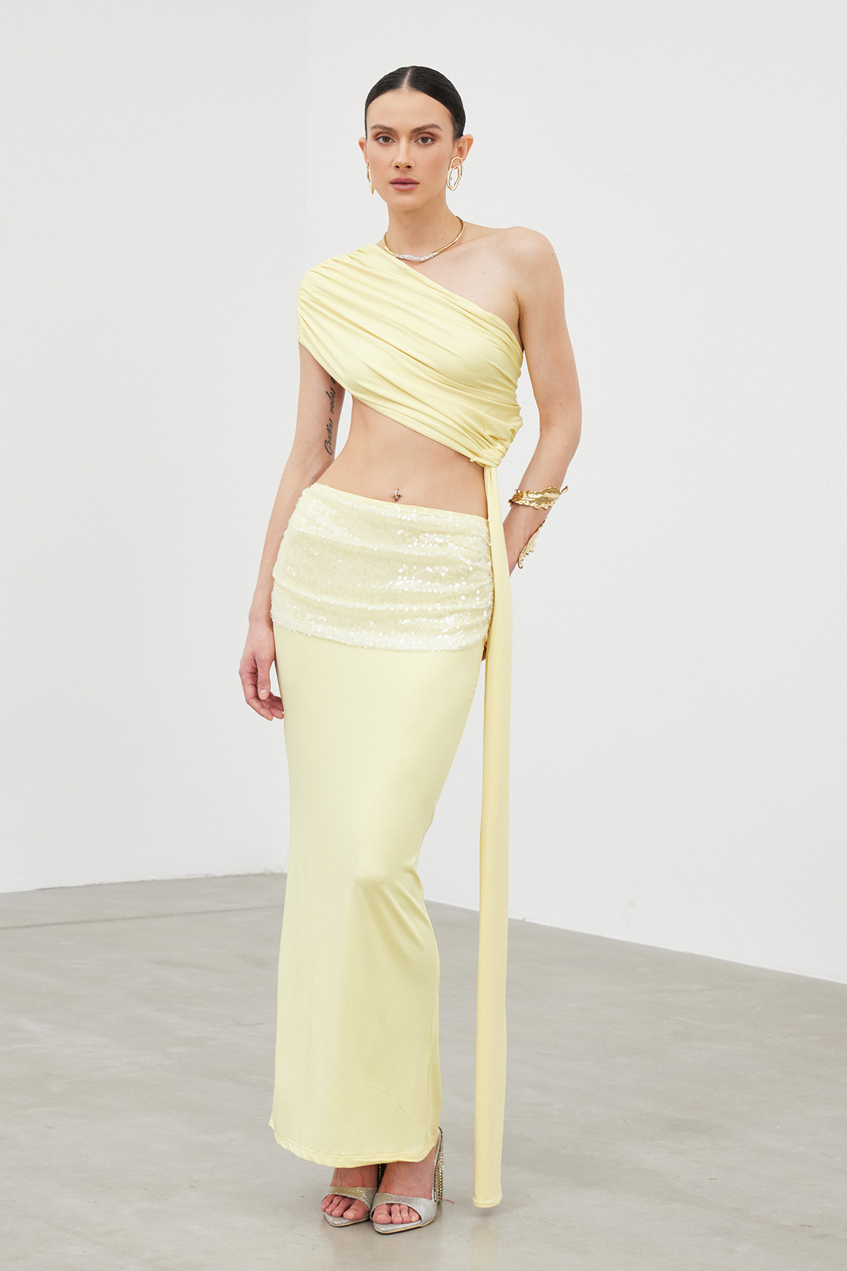 Ianis Asymmetric Sequin Skirt Set