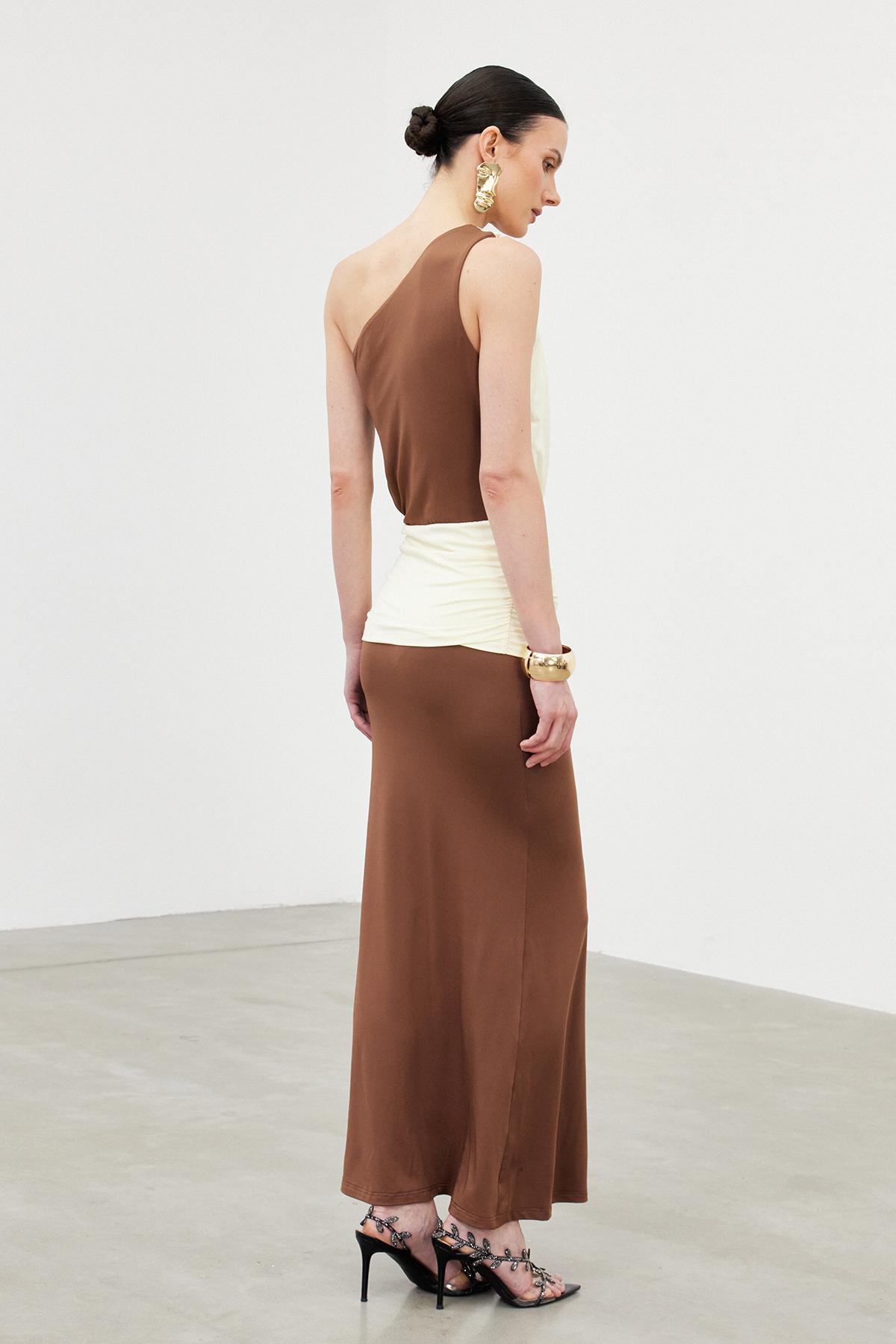 Ibro Asymmetric Colorblock Maxi Dress